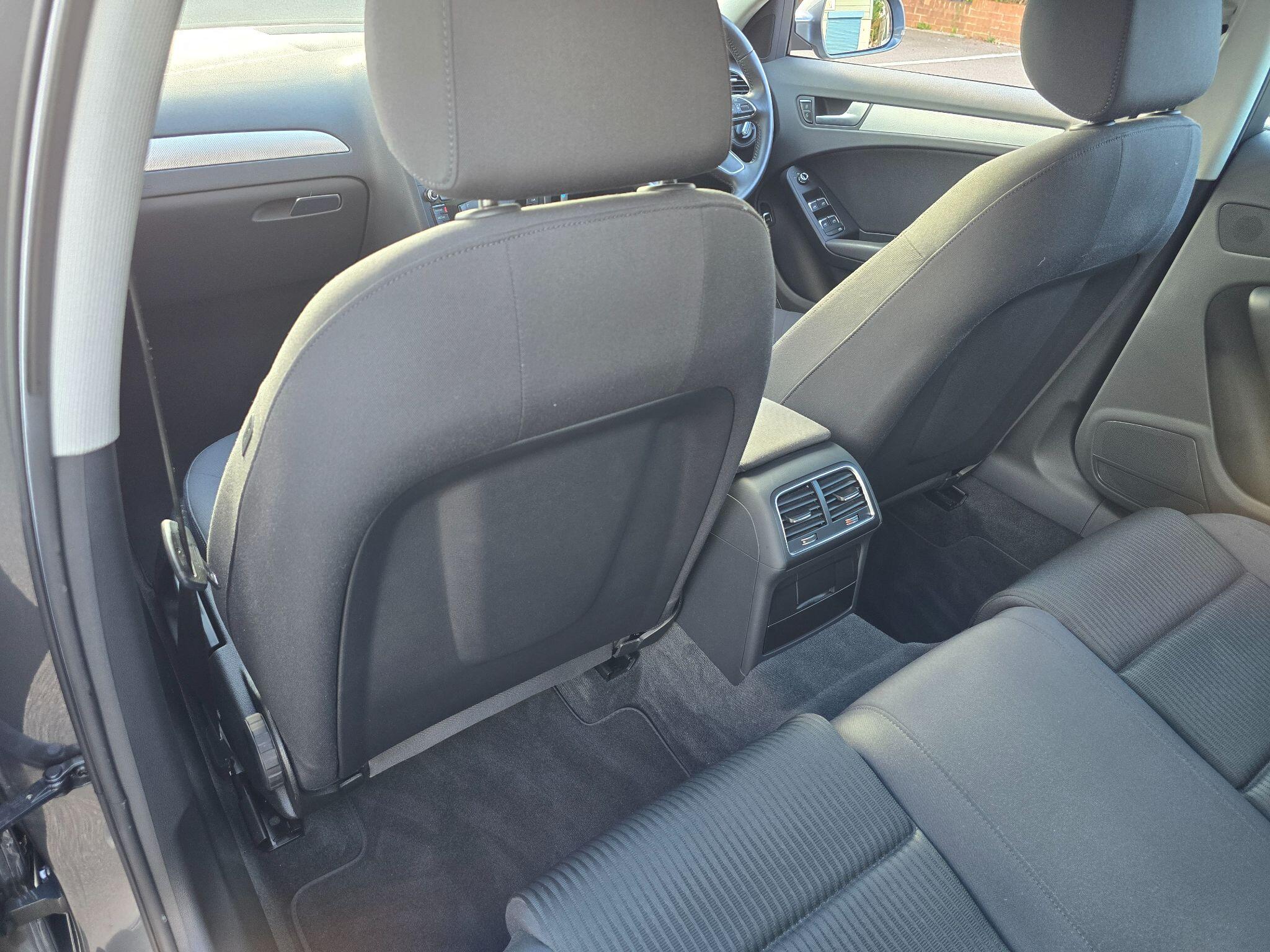 Audi A4 view 49