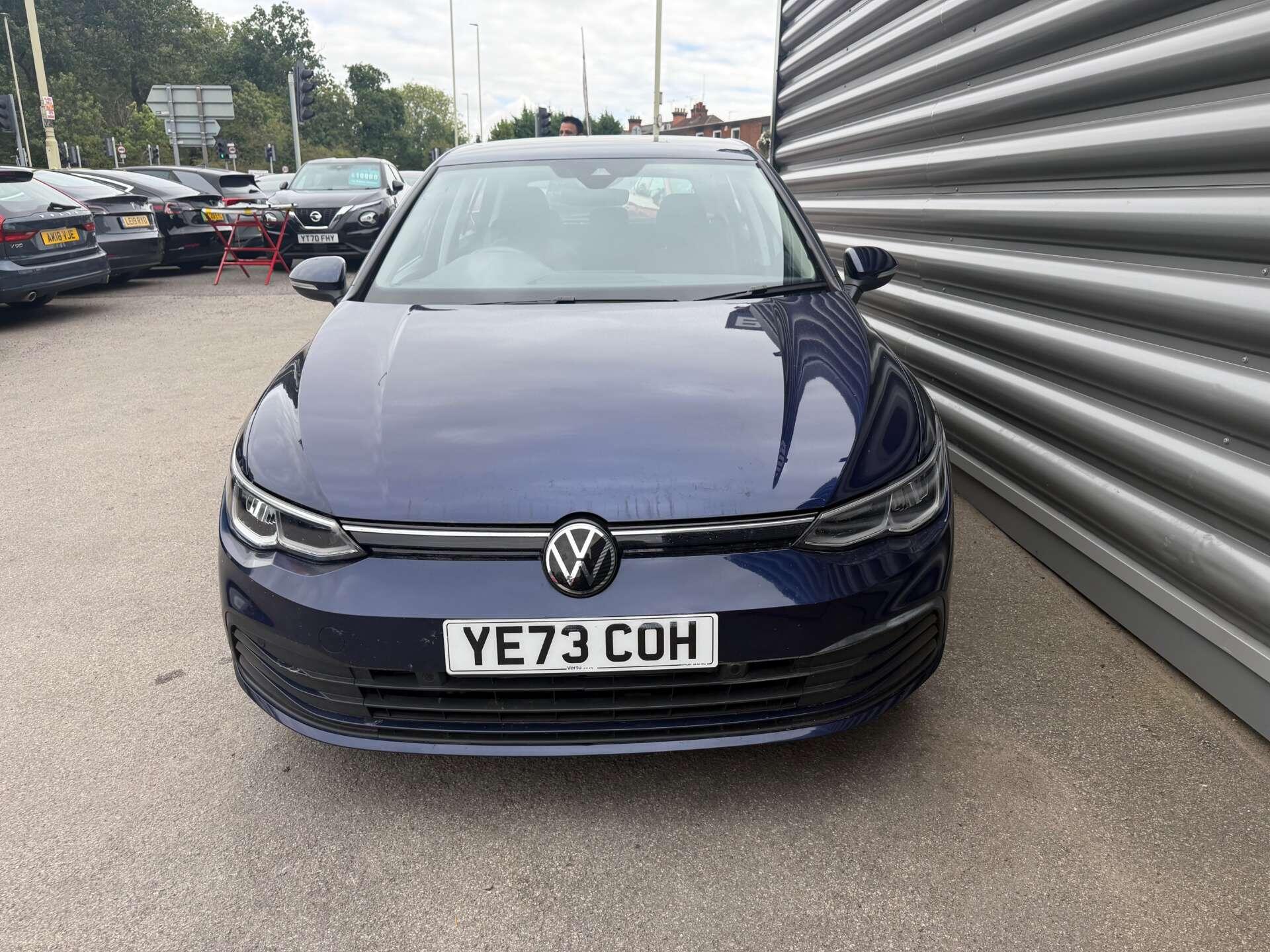 Volkswagen Golf view 8