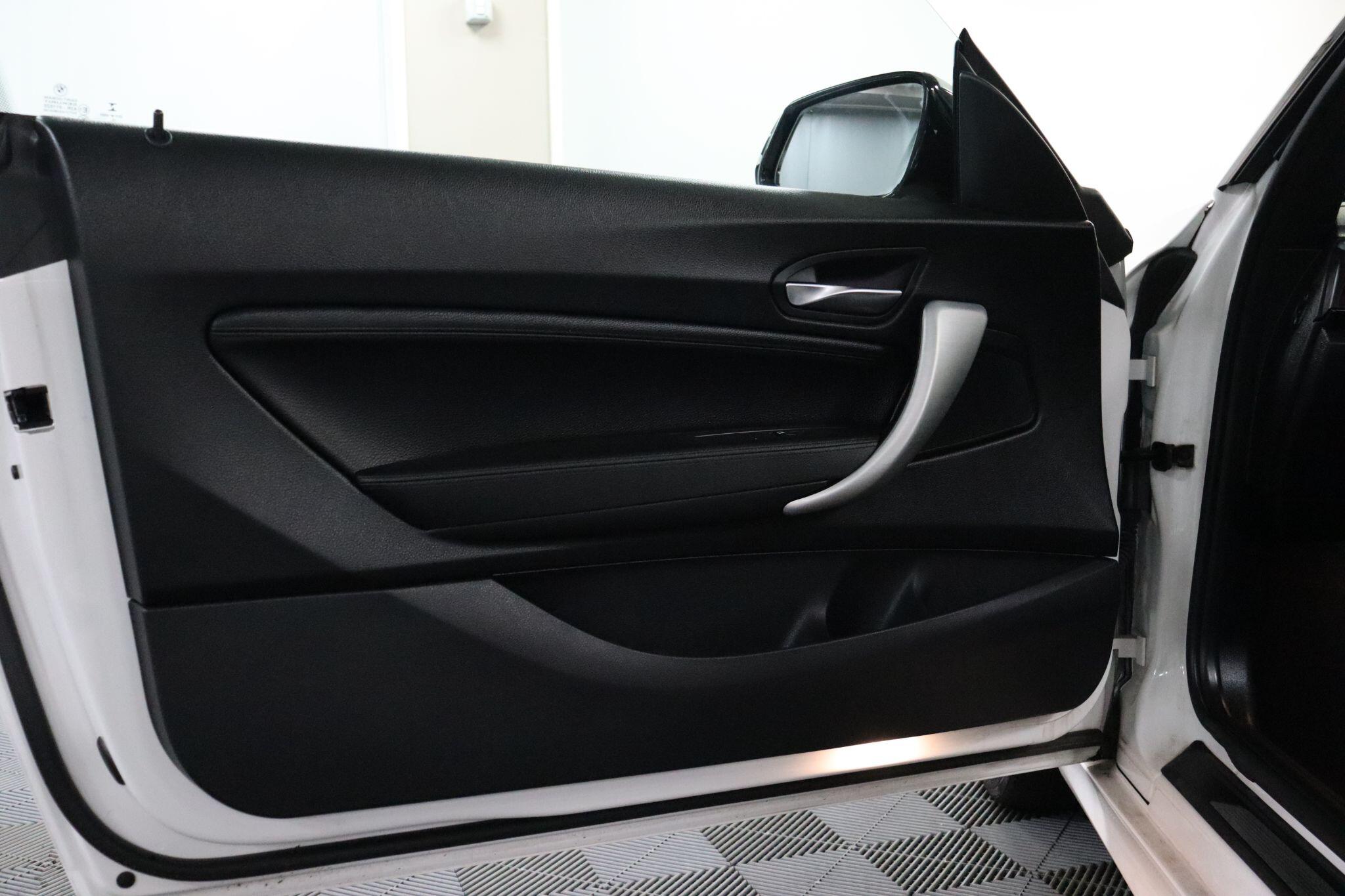 BMW 2 Series view 48