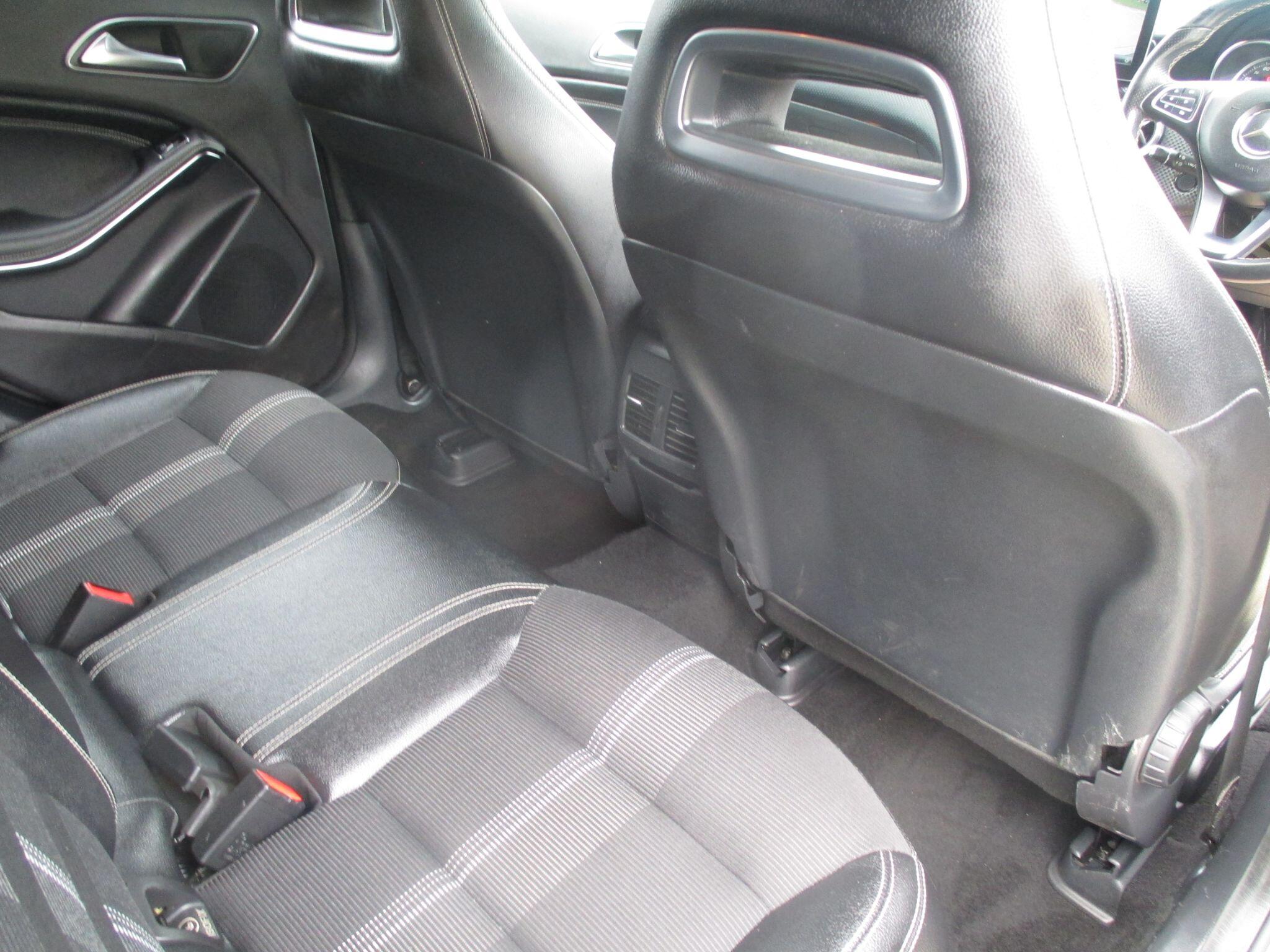 Mercedes-Benz A-Class view 28