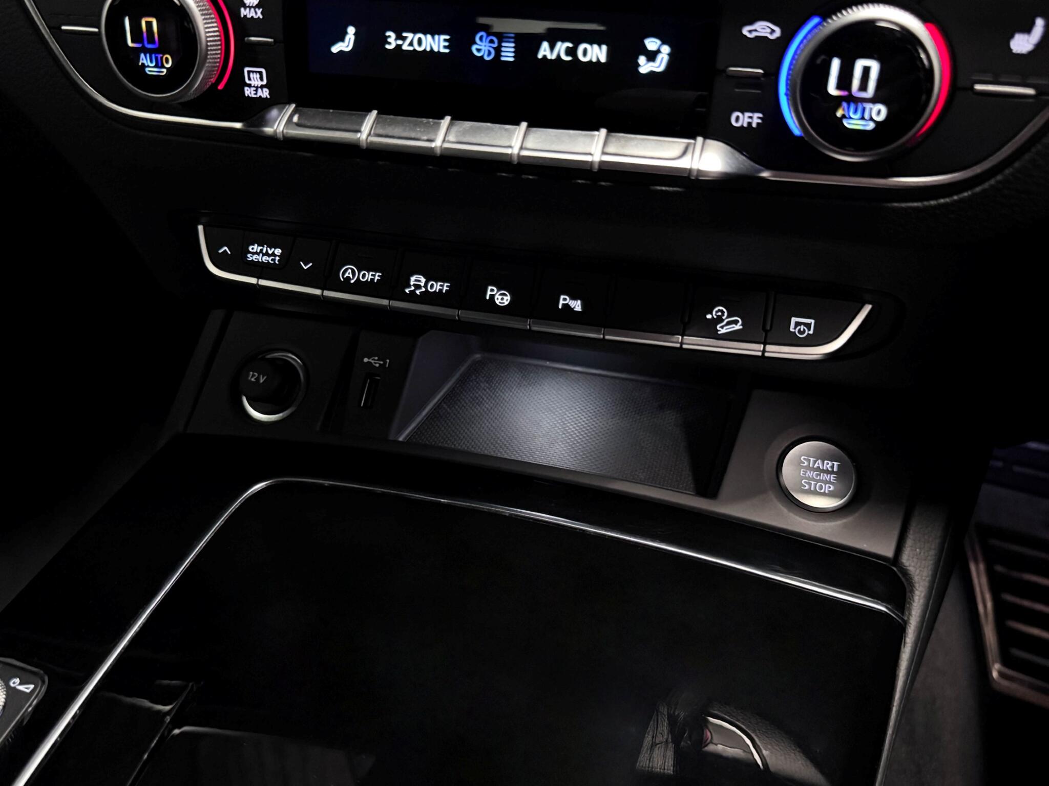 Audi Q5 view 30