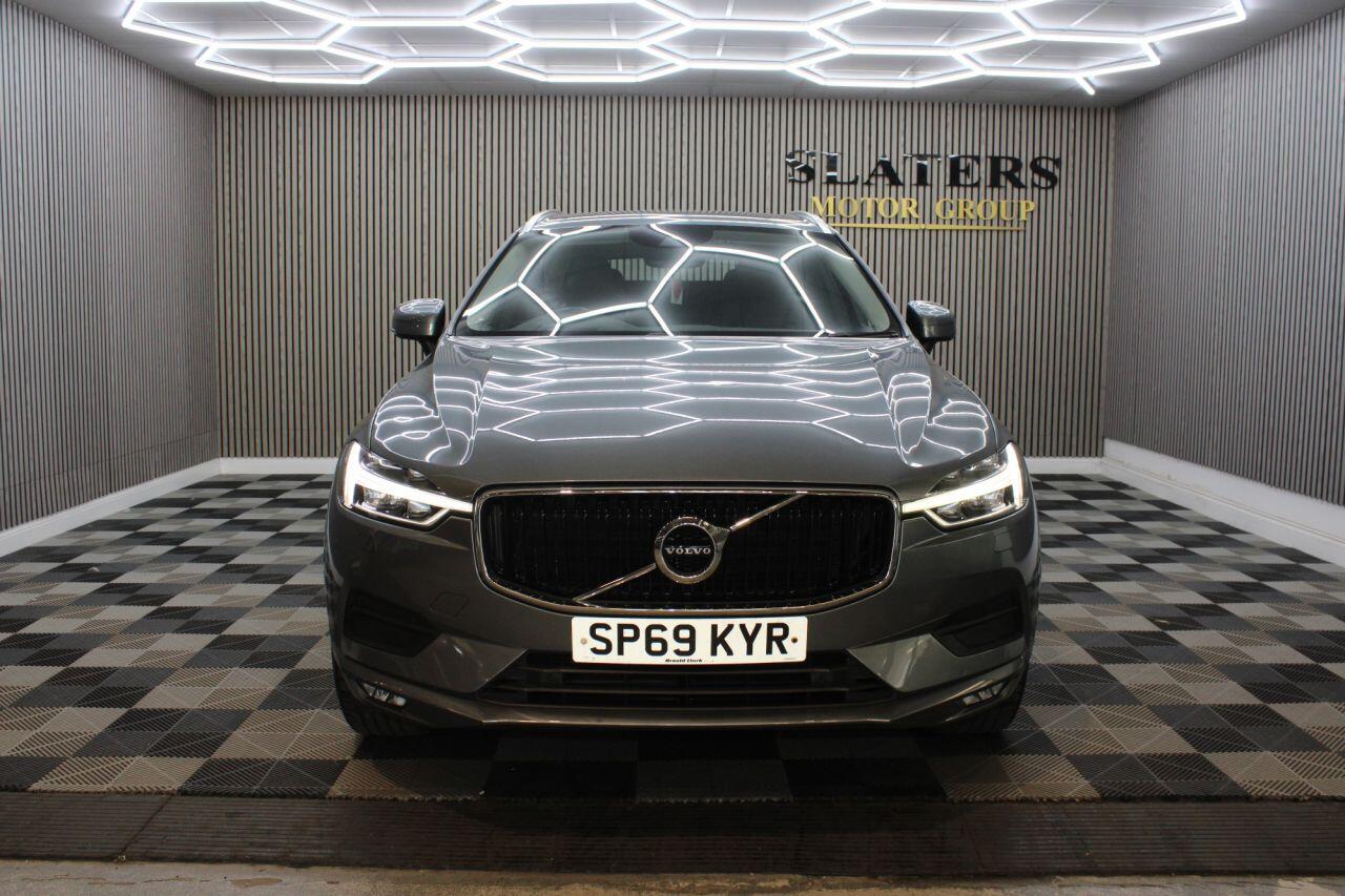 Volvo XC60 view 4