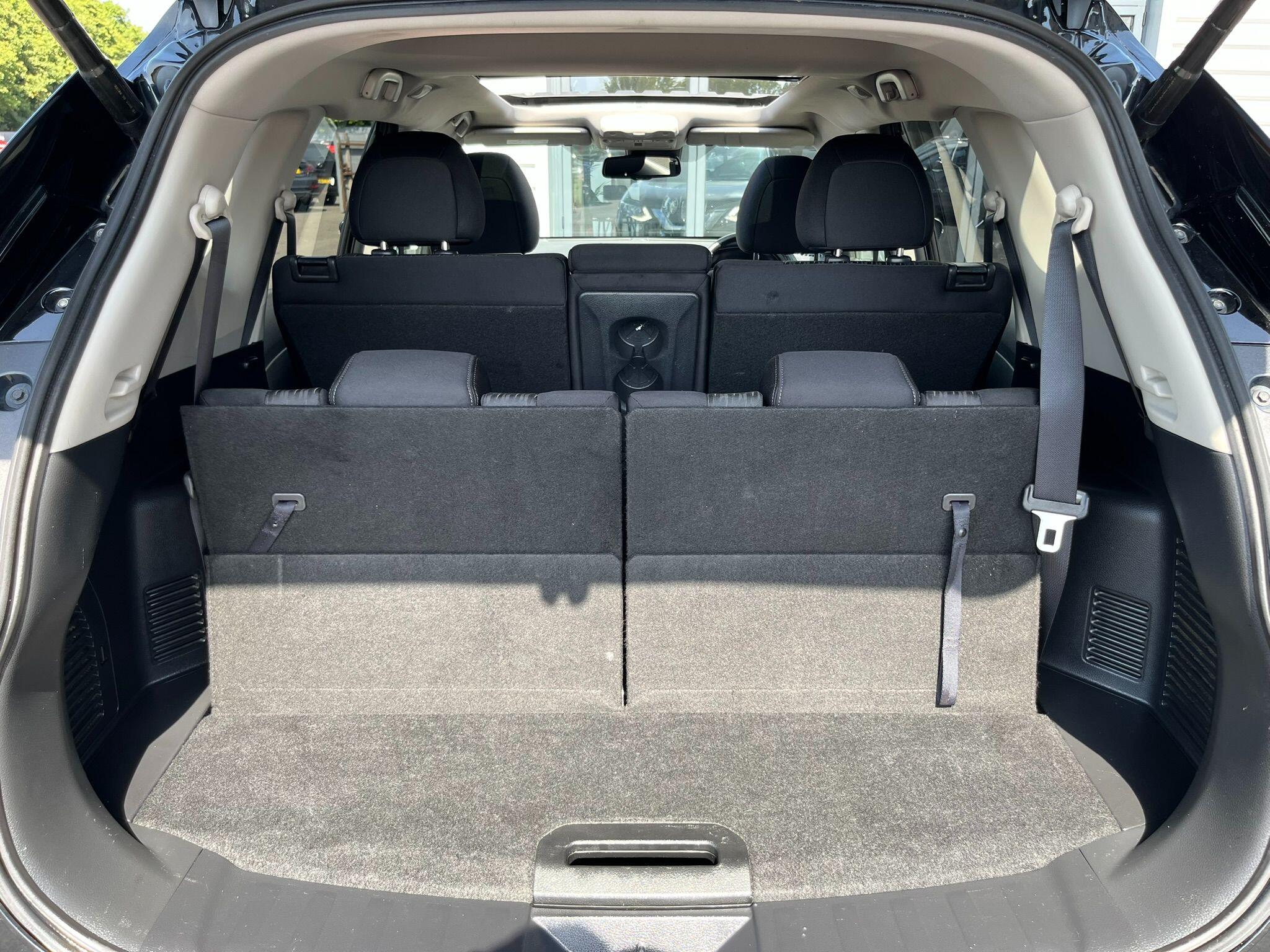 Nissan X-Trail view 44