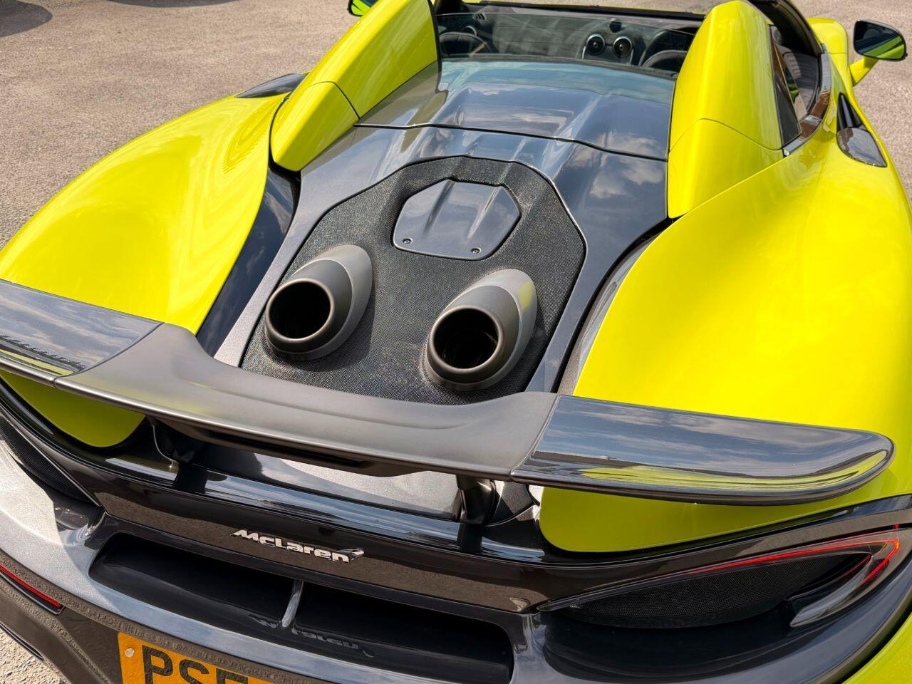 McLaren 600LT view 23