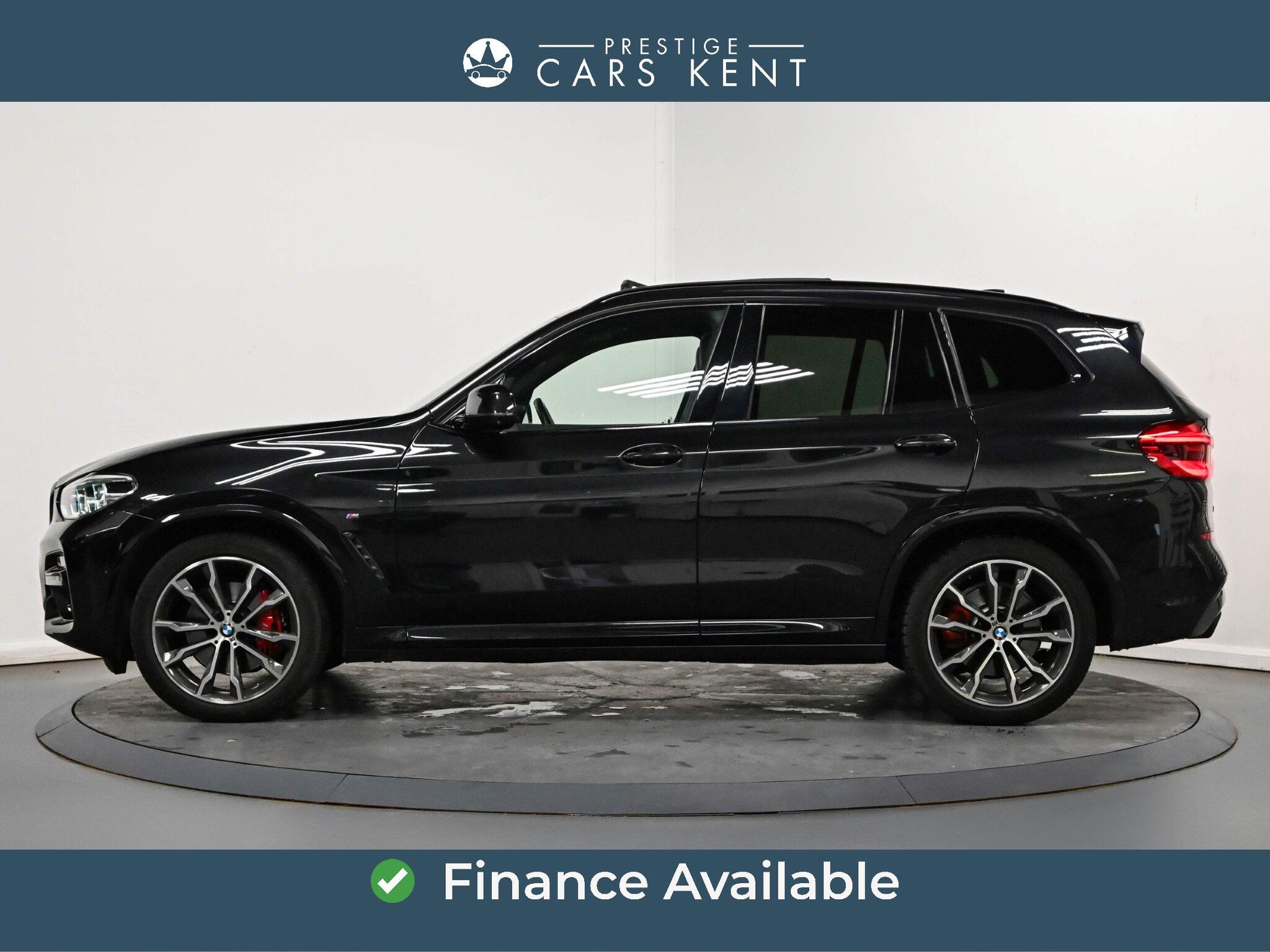BMW X3 view 4
