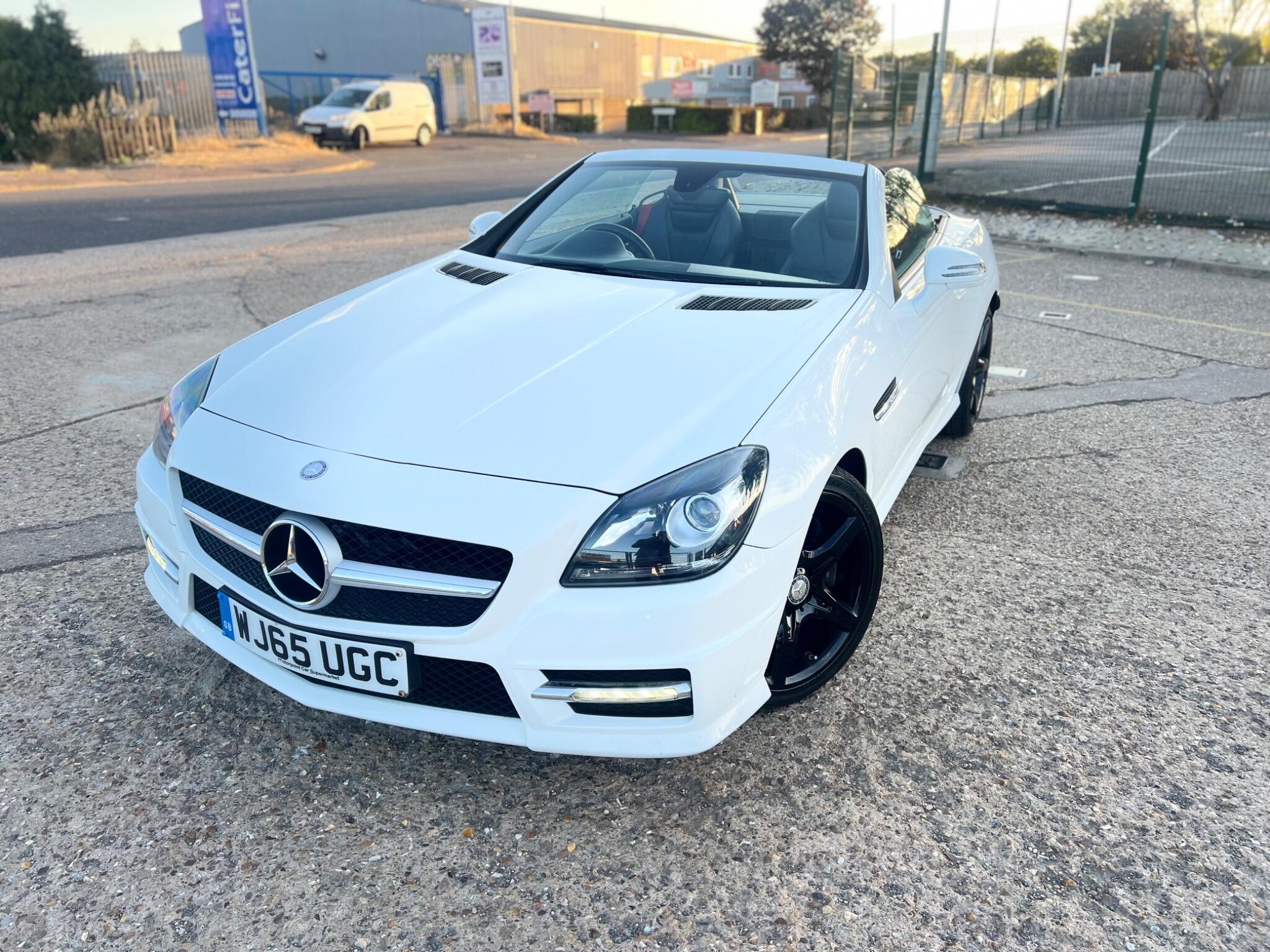 2015 Mercedes-Benz SLK in White for sale
