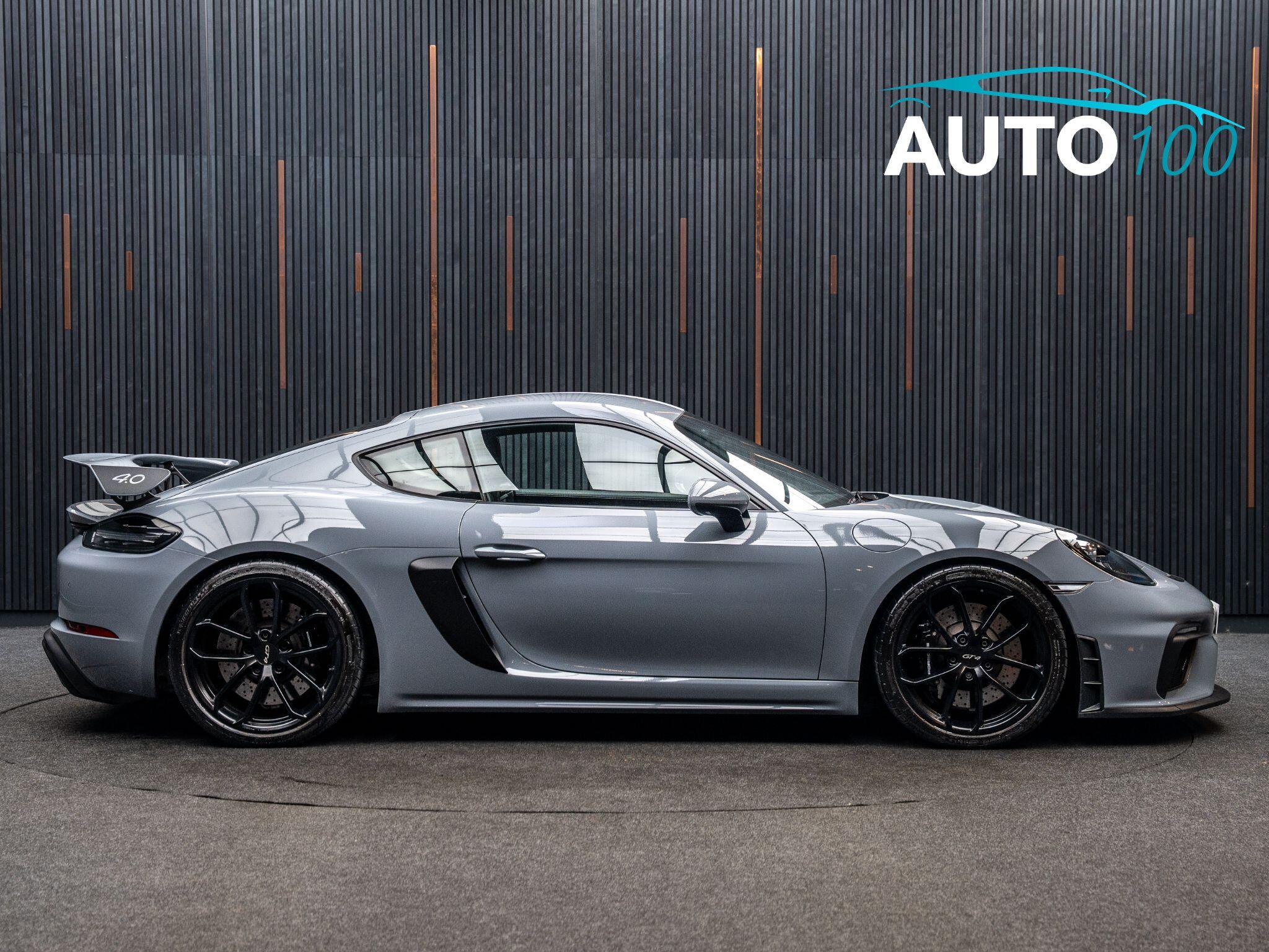 Porsche Cayman view 11