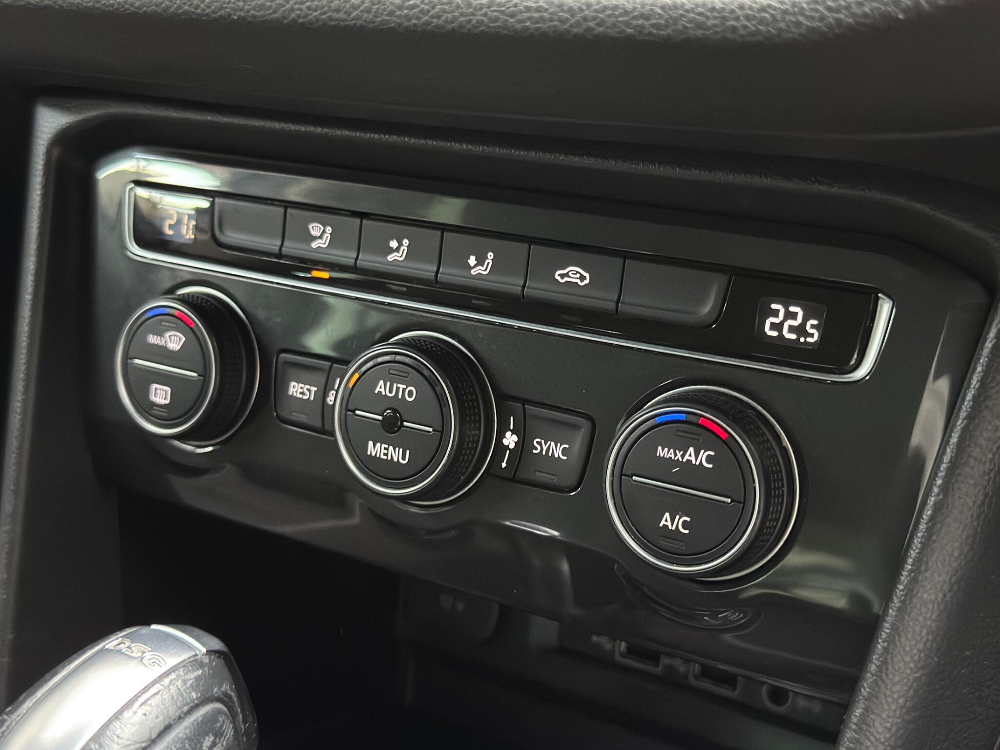 Volkswagen Tiguan view 28