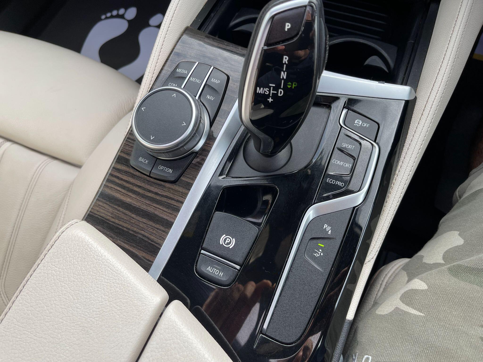 BMW 6 Series view 52