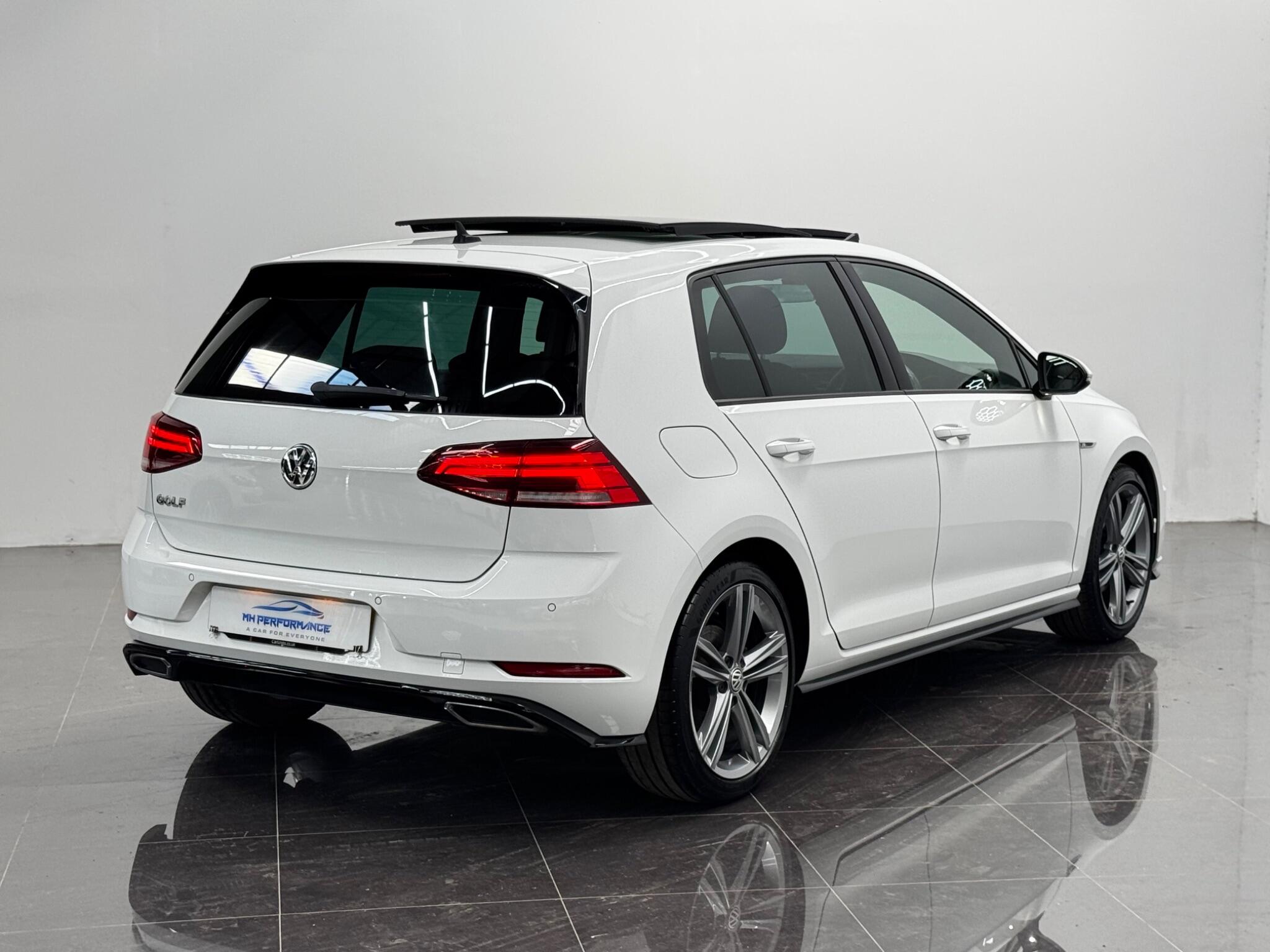 Volkswagen Golf view 76