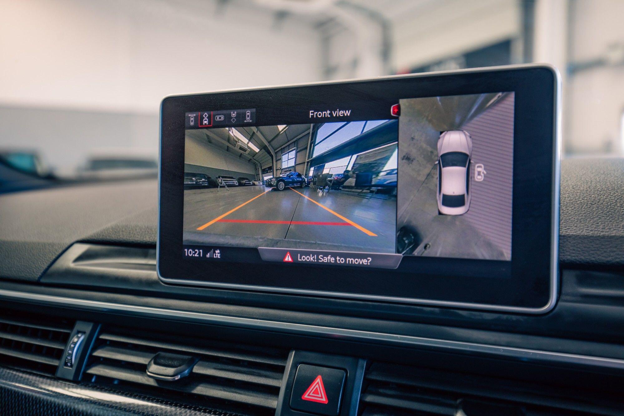 Audi S5 view 17