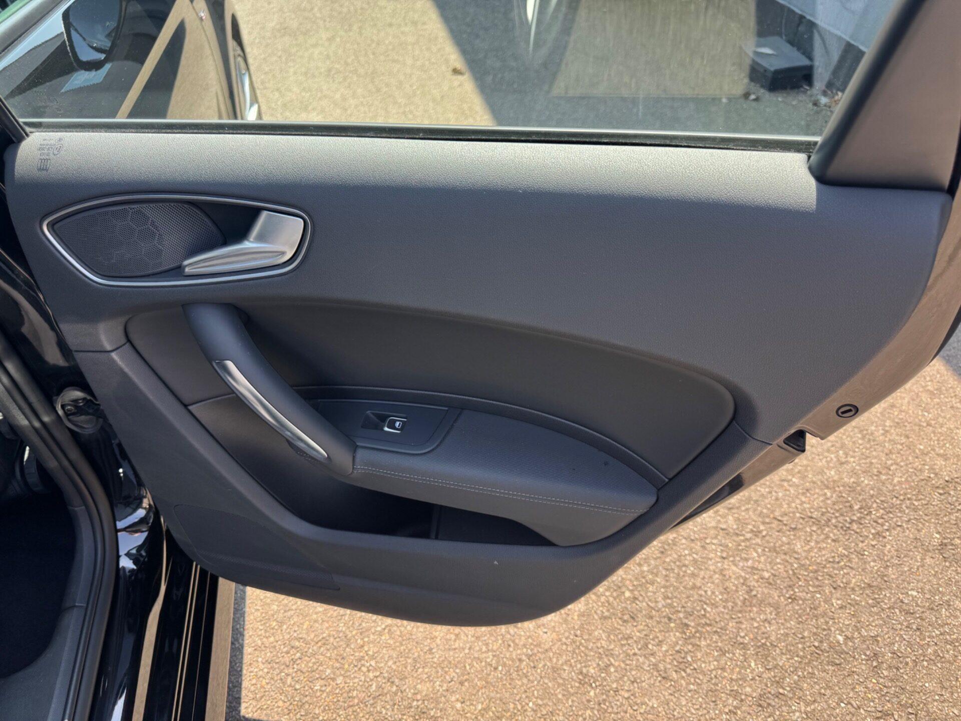 Audi A1 view 55