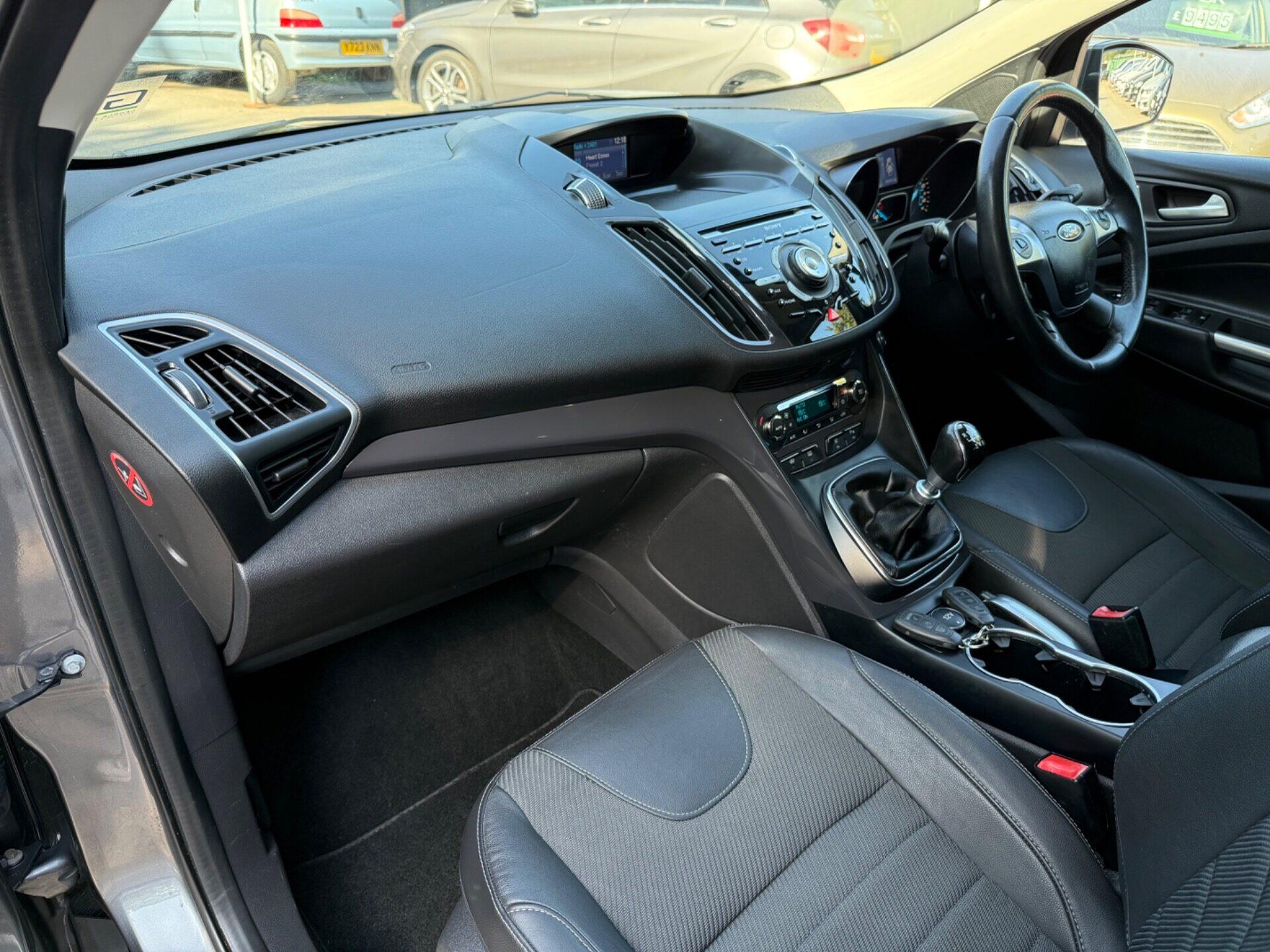 Ford Kuga view 23