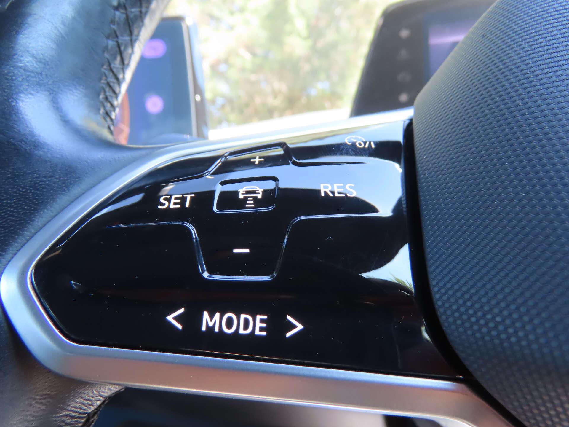 Volkswagen Id.3 view 12