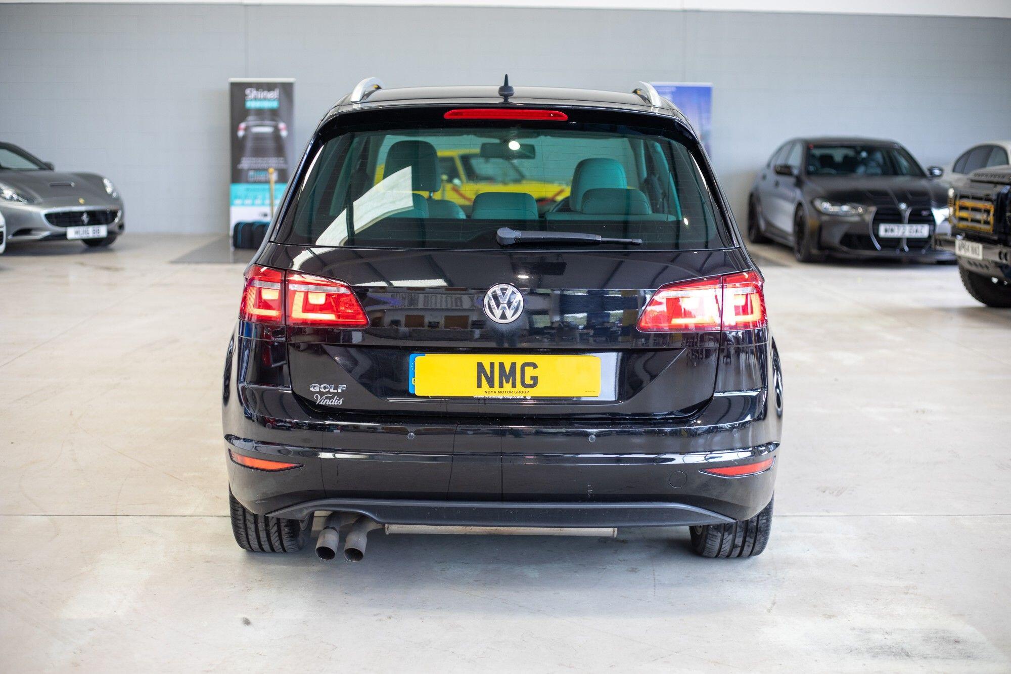 Volkswagen Golf Sportsvan view 34