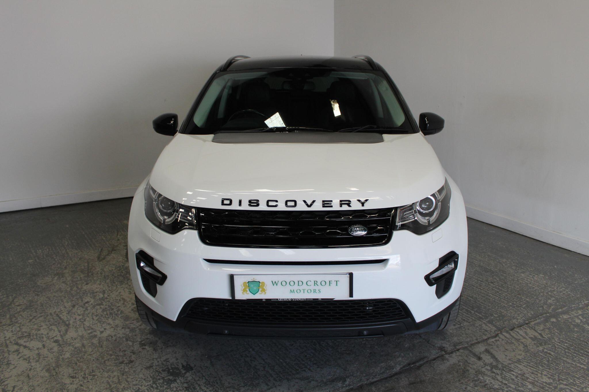 Land Rover Discovery Sport view 13