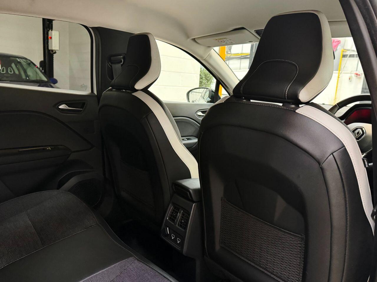 Renault Captur view 22