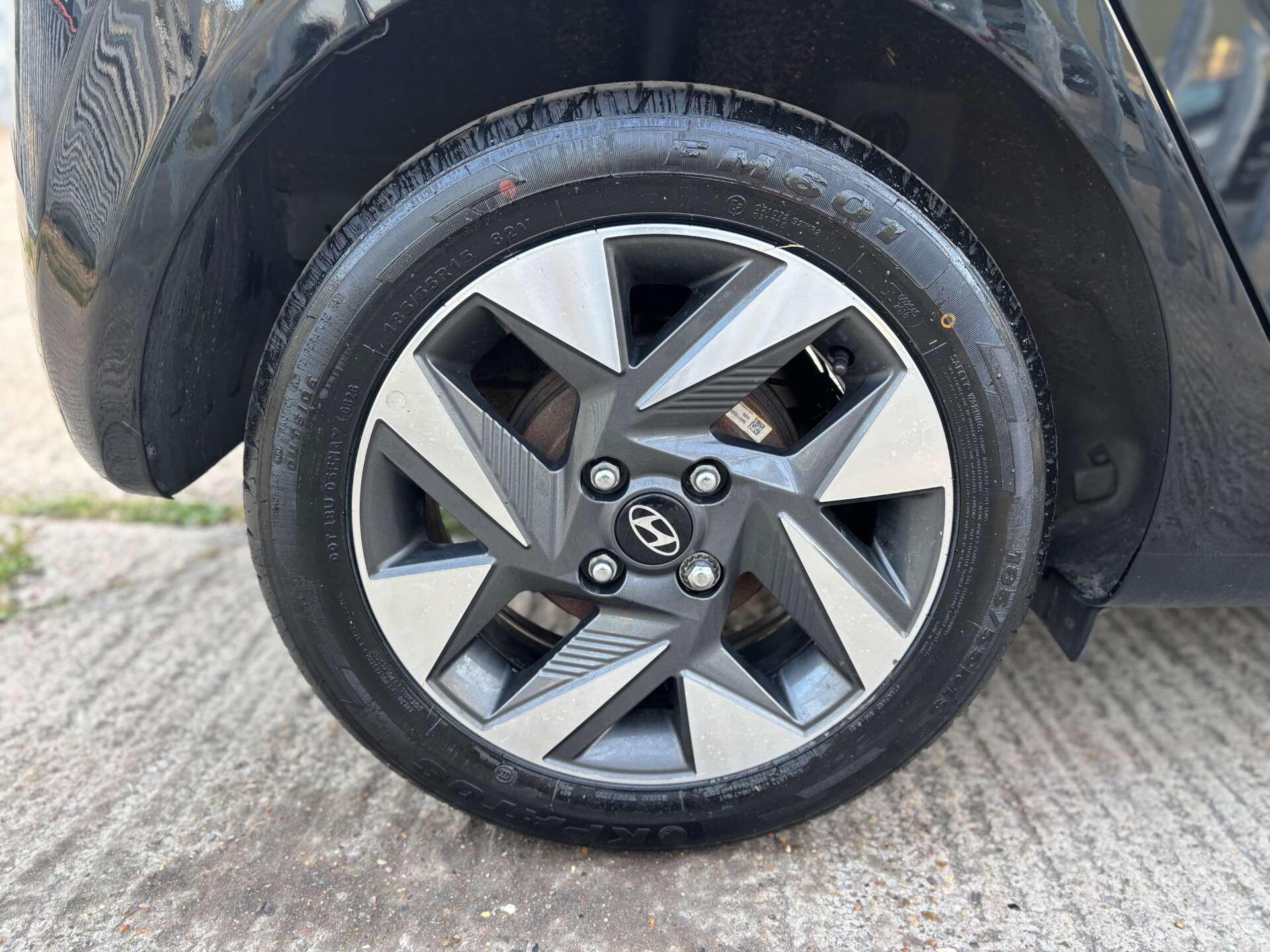 Hyundai I10 view 26