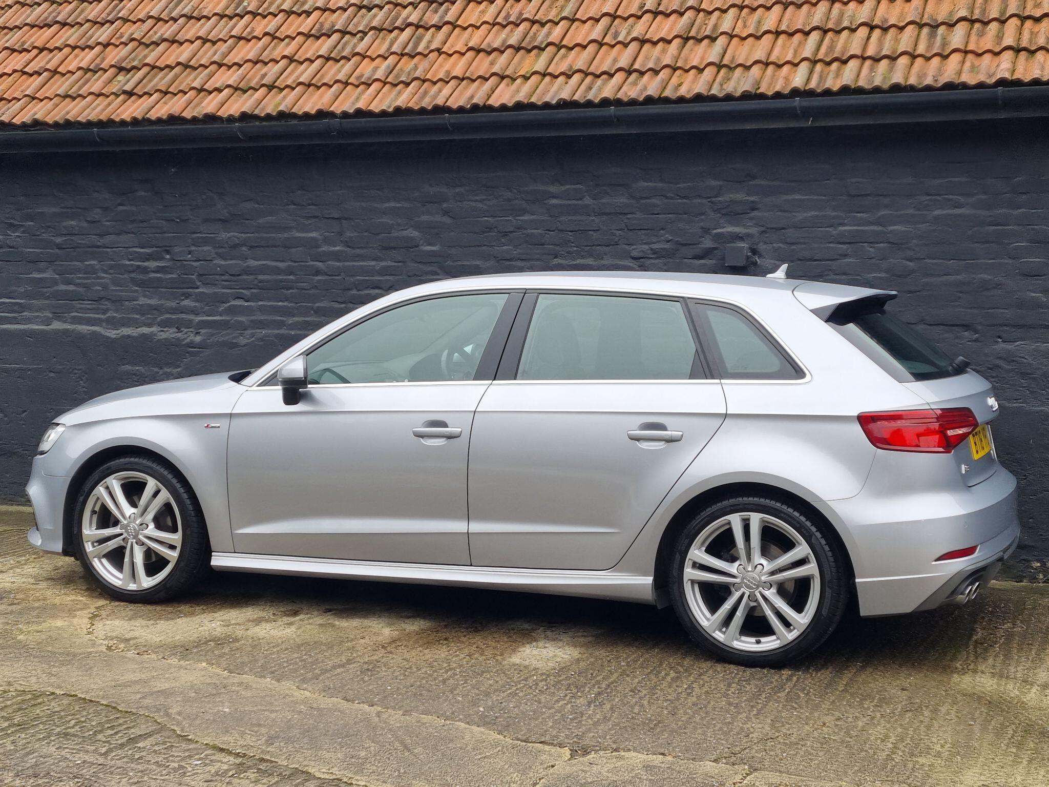 2018 Audi A3 1.5 TFSI CoD S line Sportback S Tronic Euro 6 (s/s) 5dr • 35,874 miles image 10