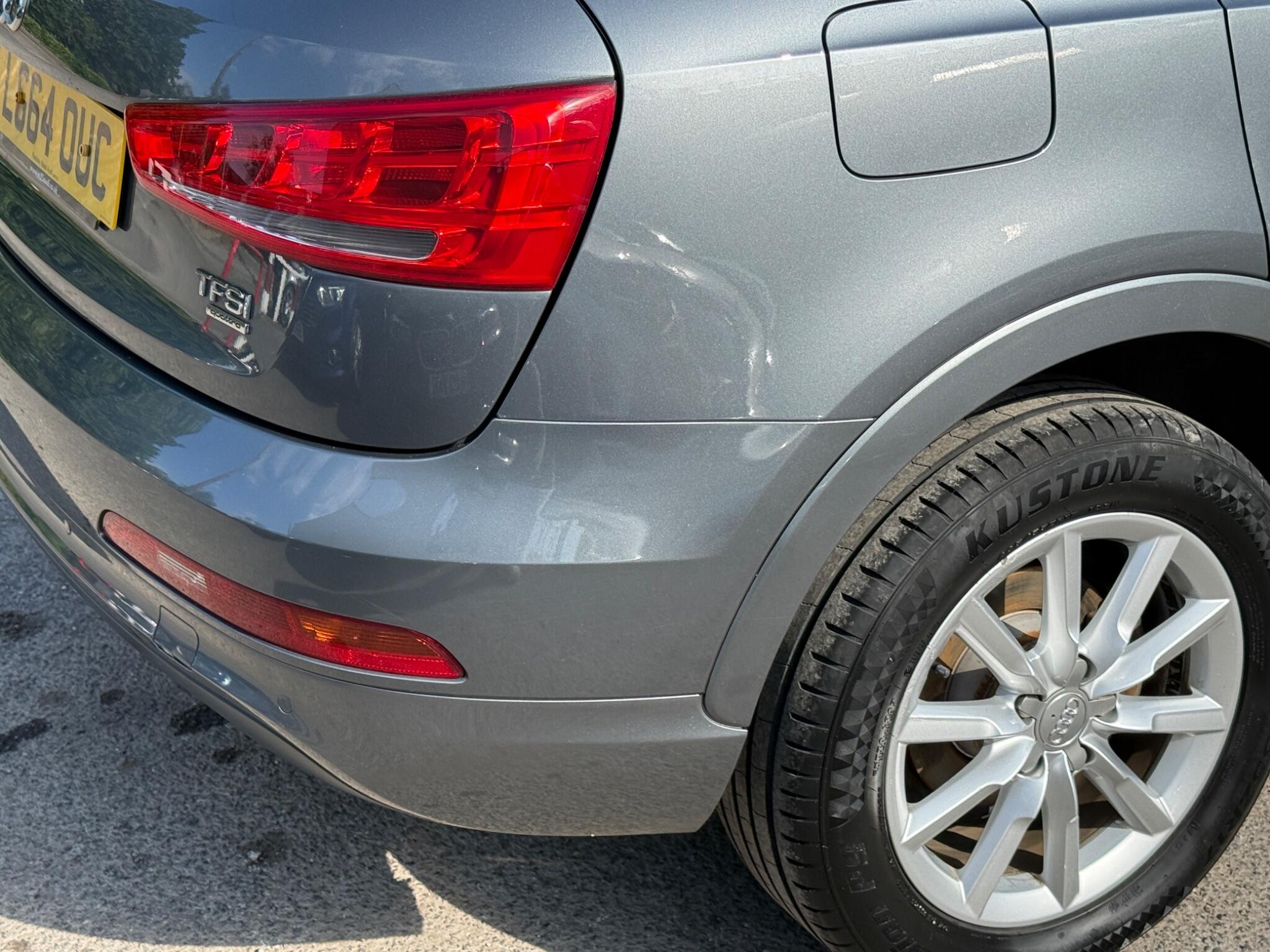 Audi Q3 - Image 25