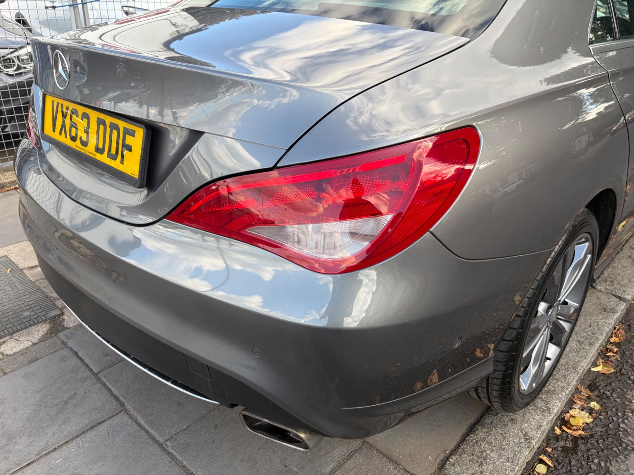 Mercedes-Benz Cla view 23