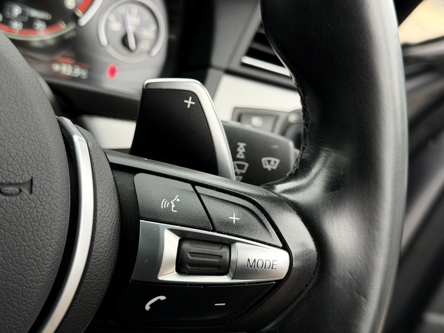BMW 5 Series view 27