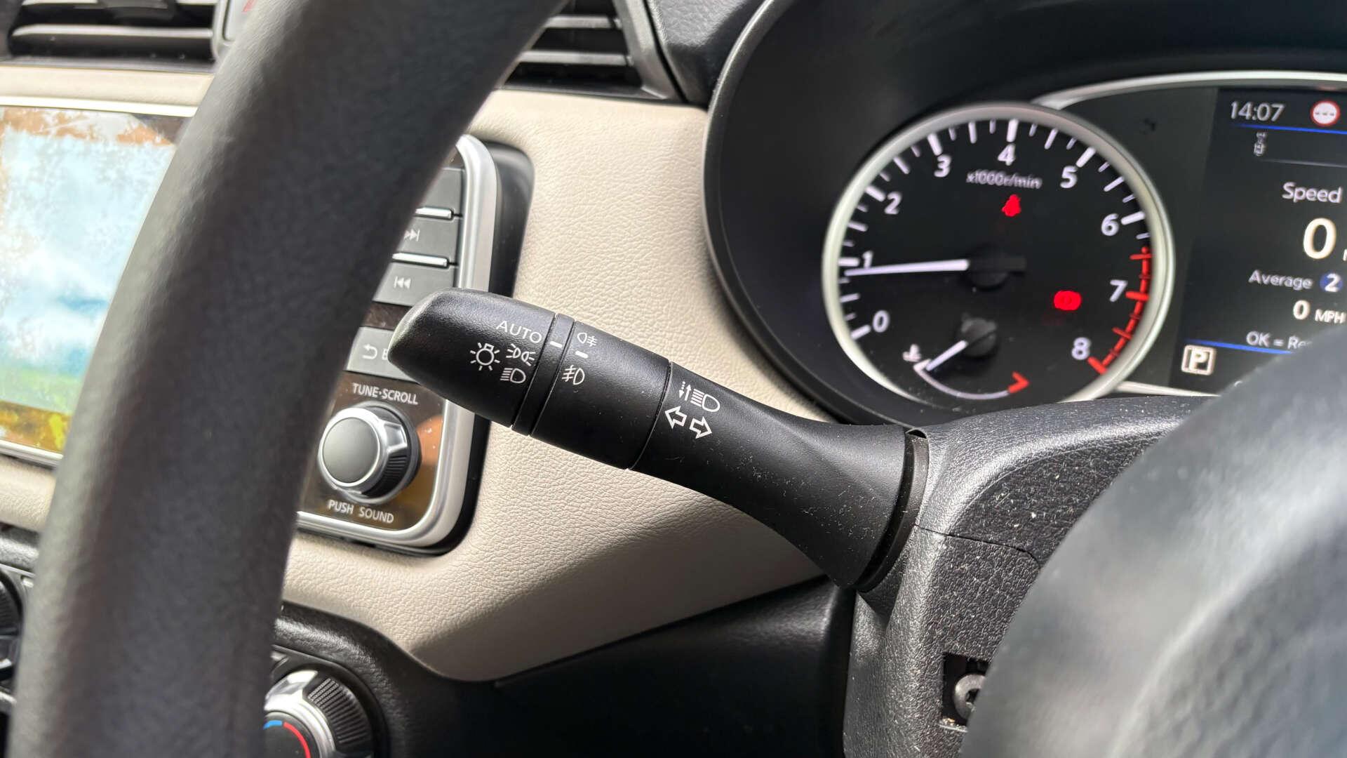 Nissan Micra view 19