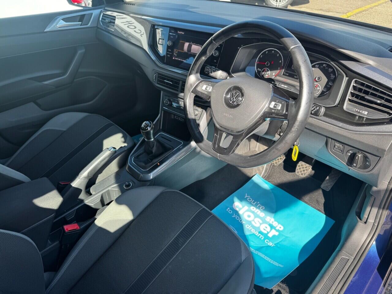 Volkswagen Polo view 29