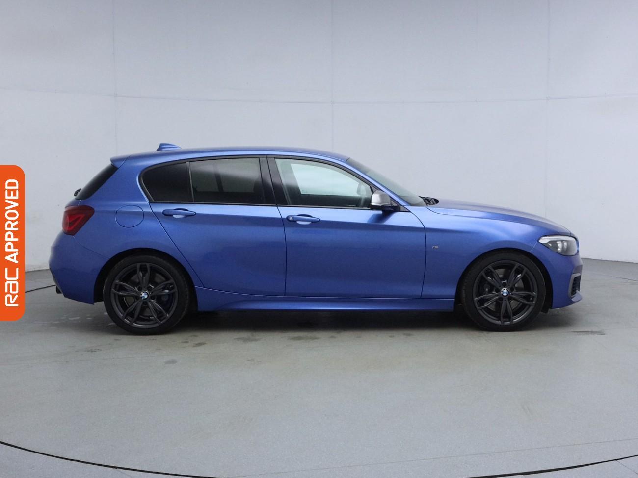 BMW 1 Series view 6