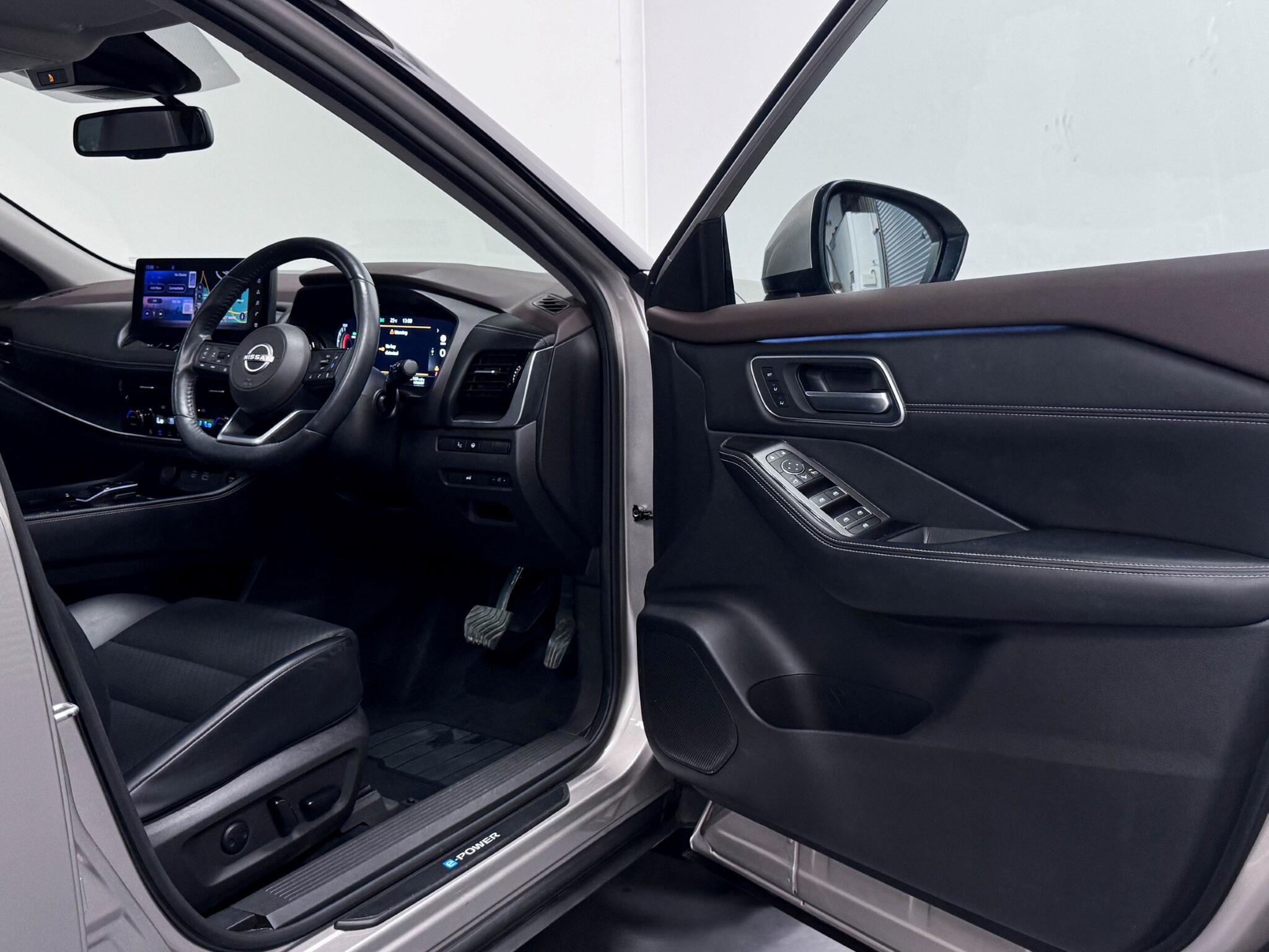 Nissan X-Trail view 24