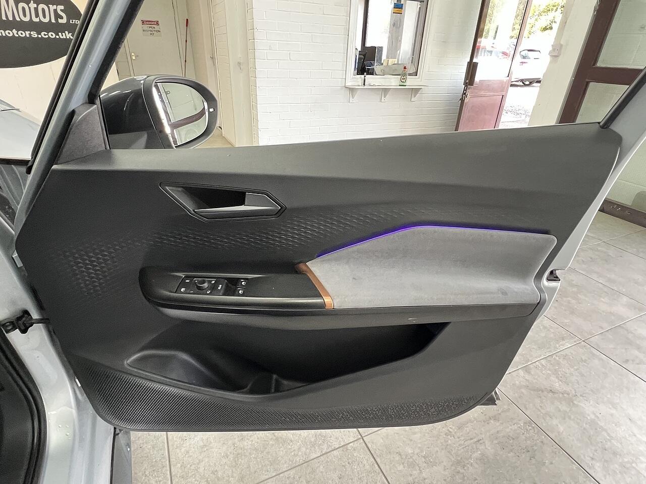 Cupra Born view 12