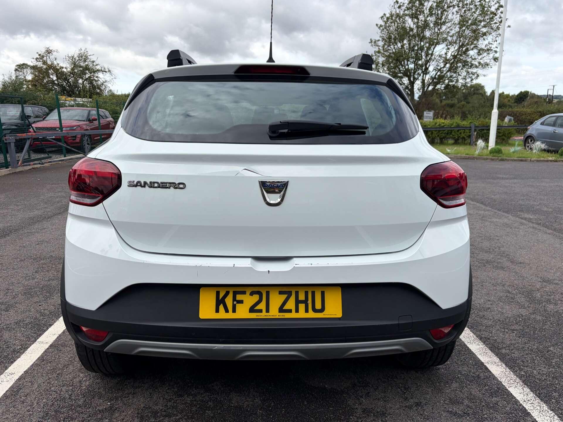 Dacia Sandero Stepway view 7