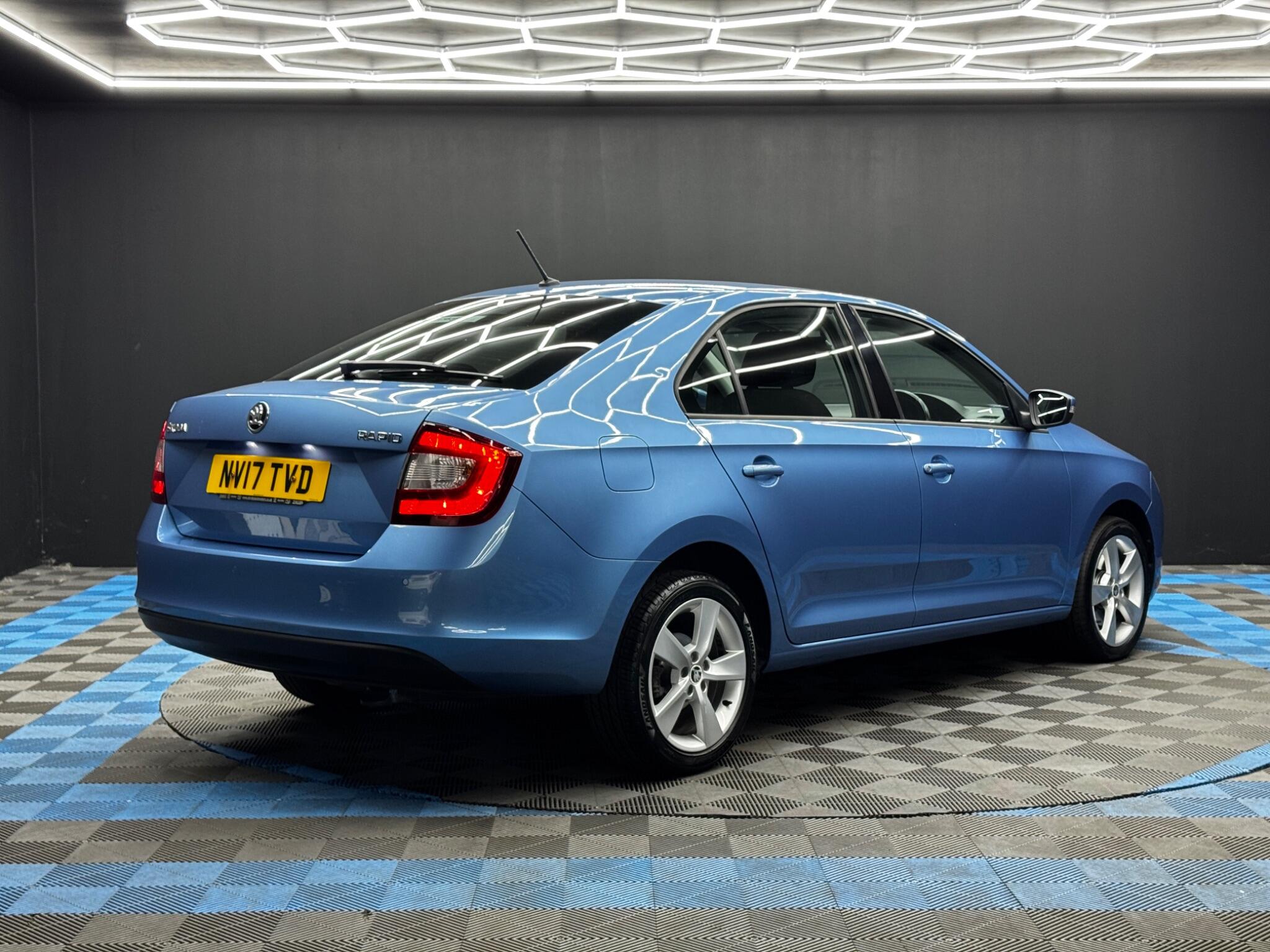 Skoda Rapid view 5