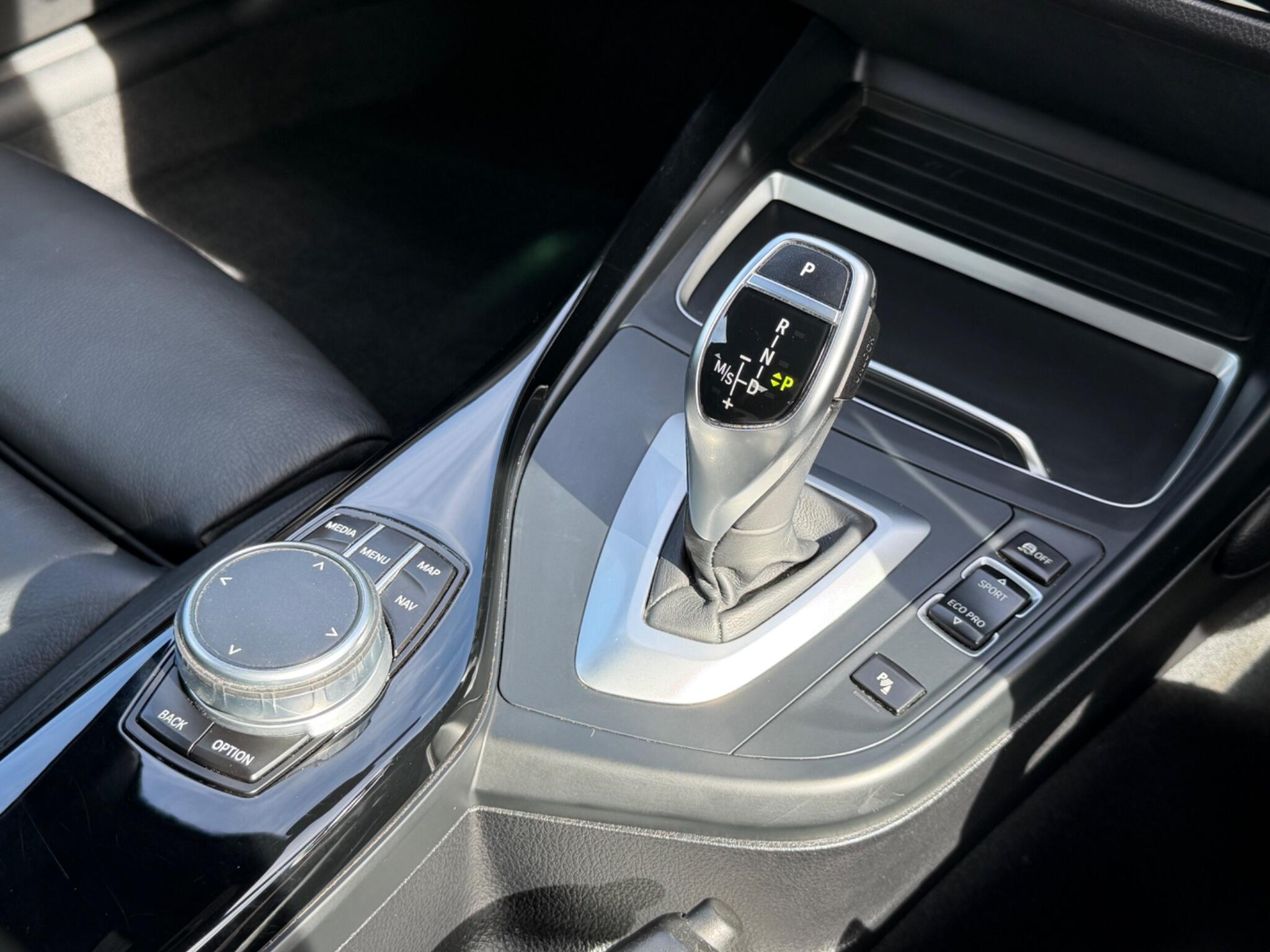 BMW 2 Series view 43
