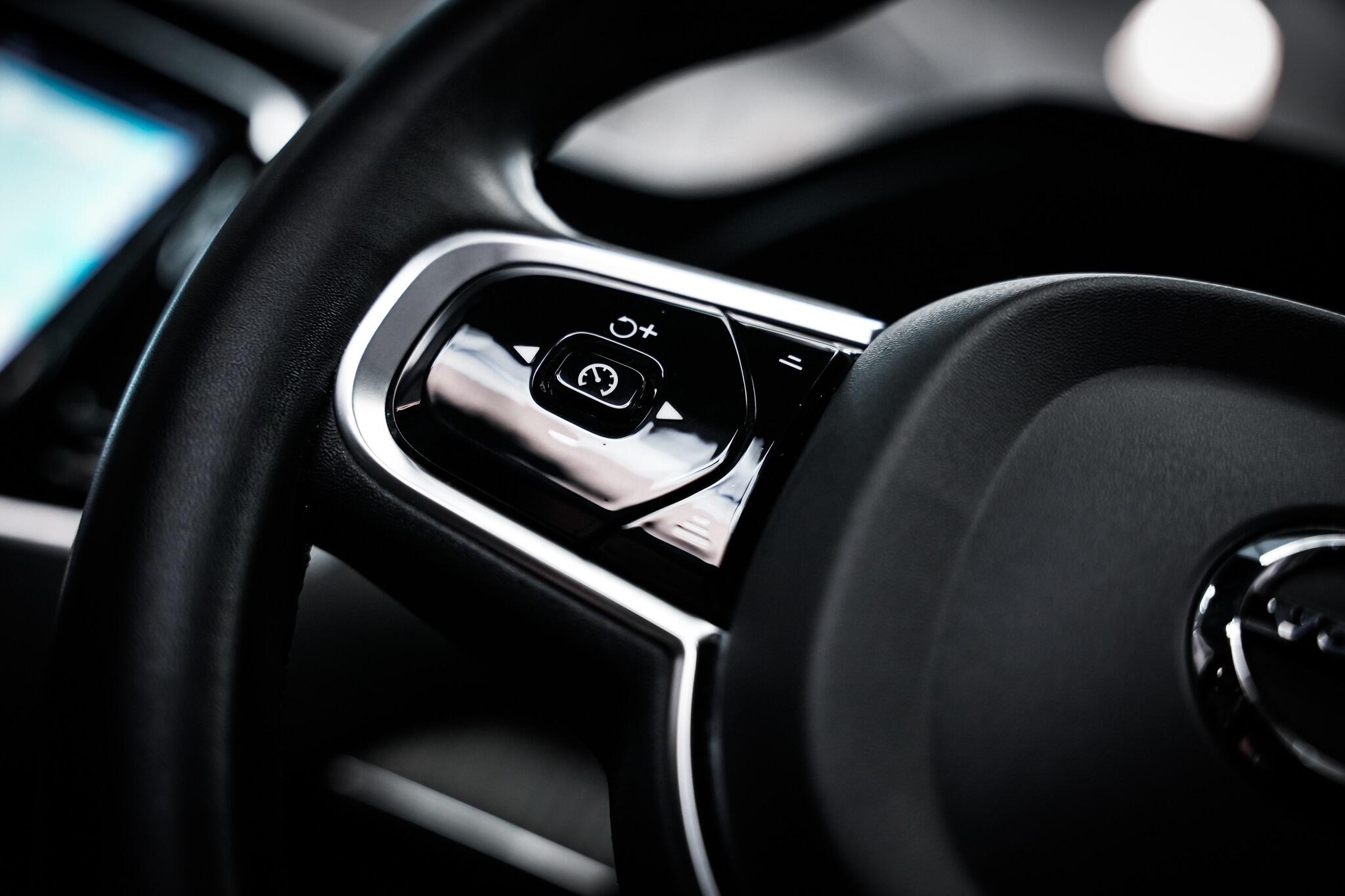 Volvo XC90 view 51