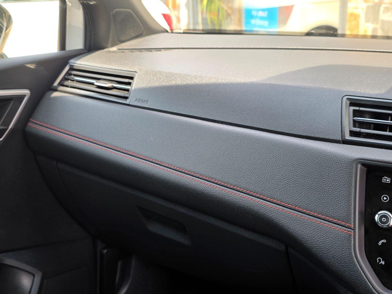 Seat Arona view 76