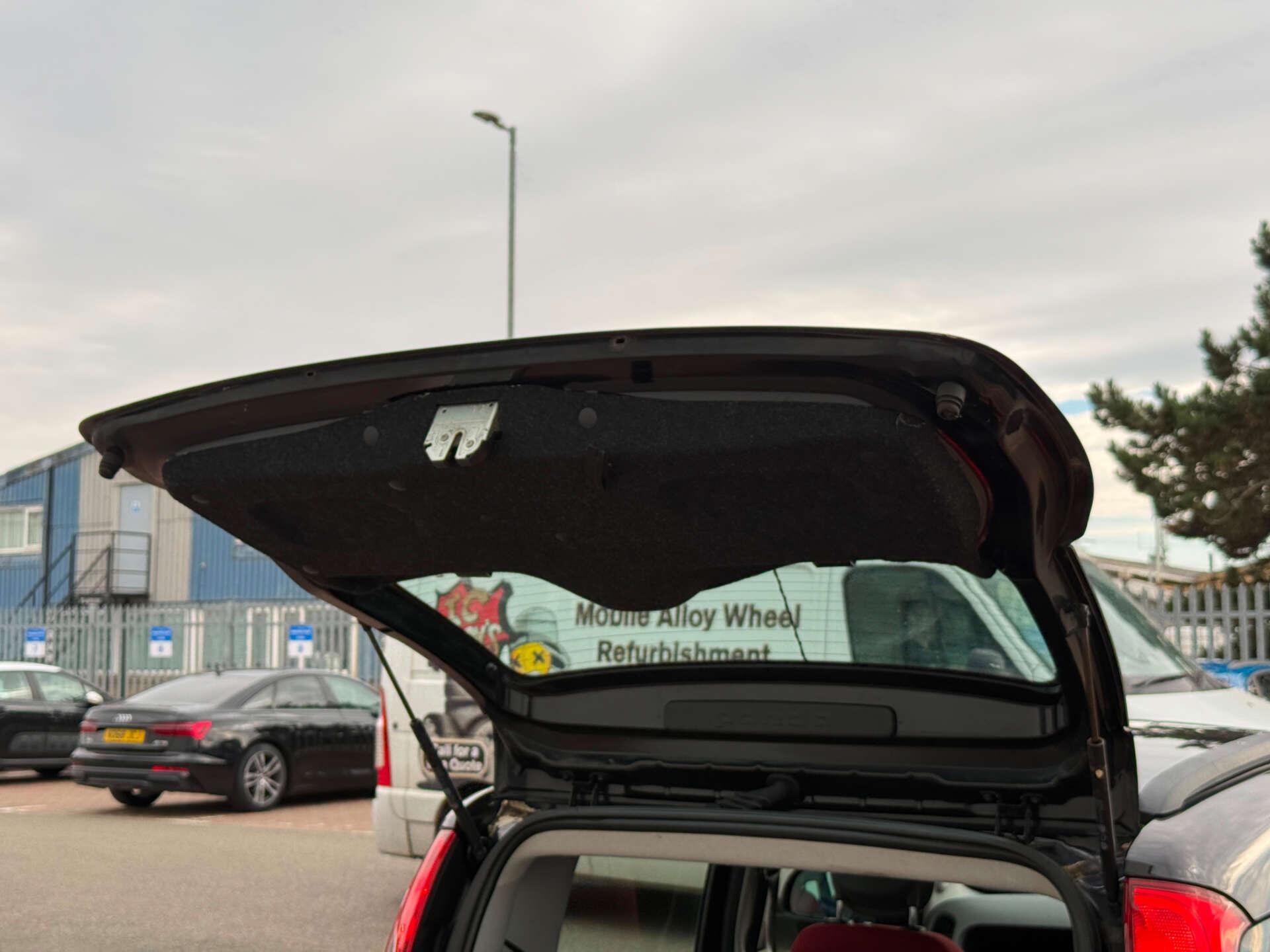 Fiat Panda view 32
