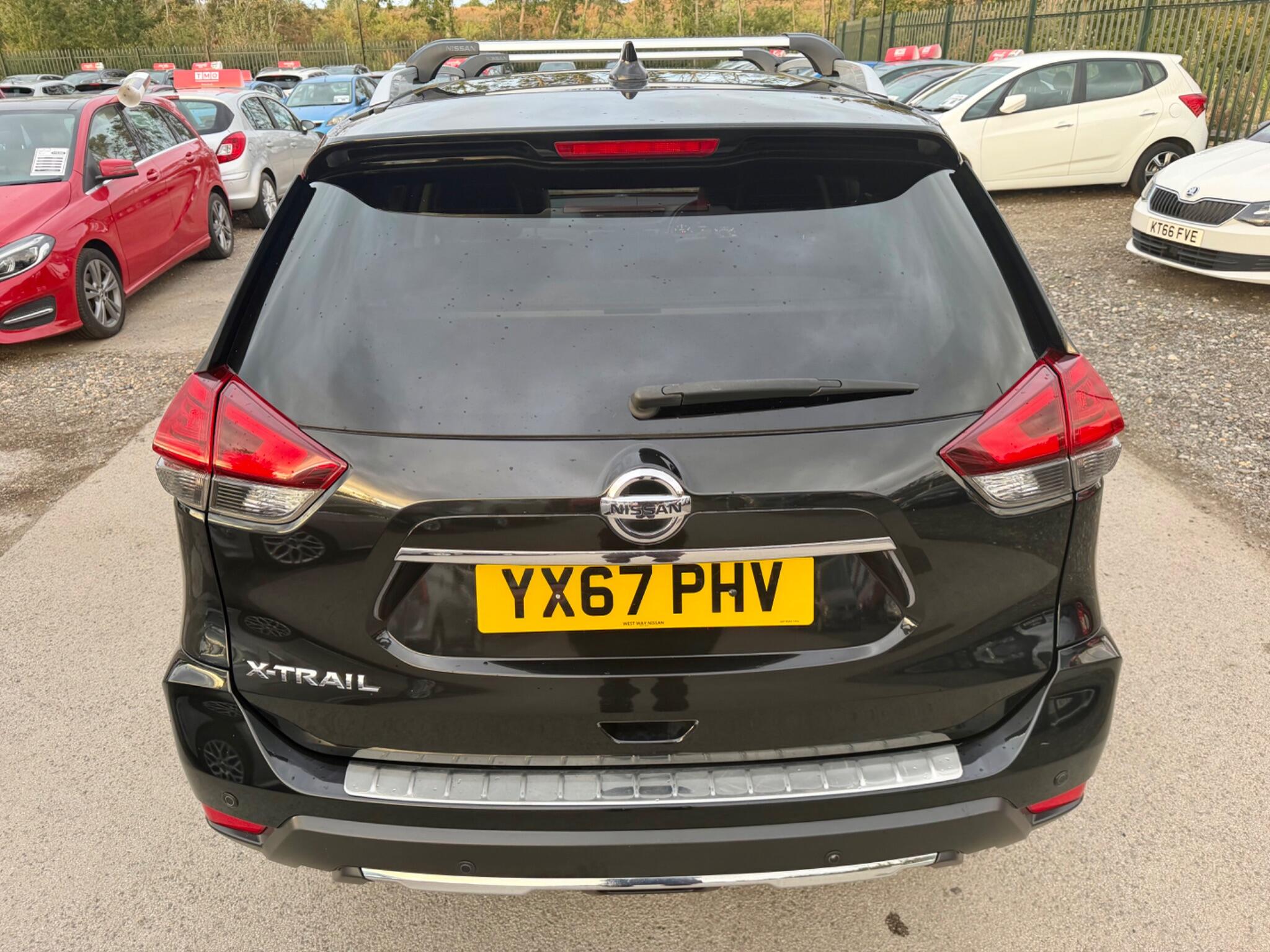 Nissan X-Trail view 15
