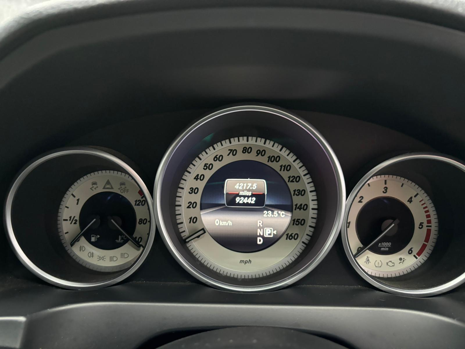 Mercedes-Benz E Class view 14