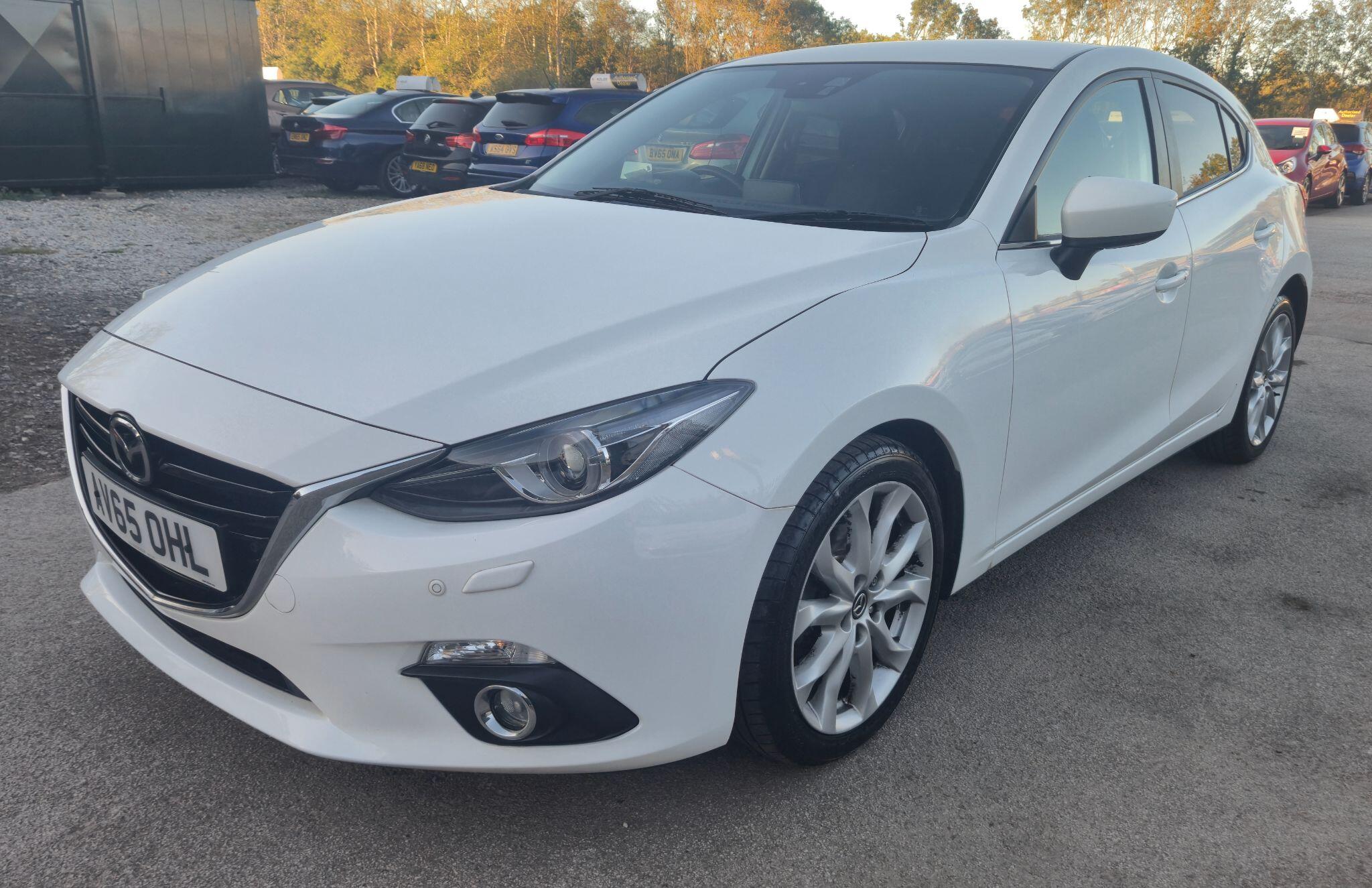 Mazda Mazda3 view 3
