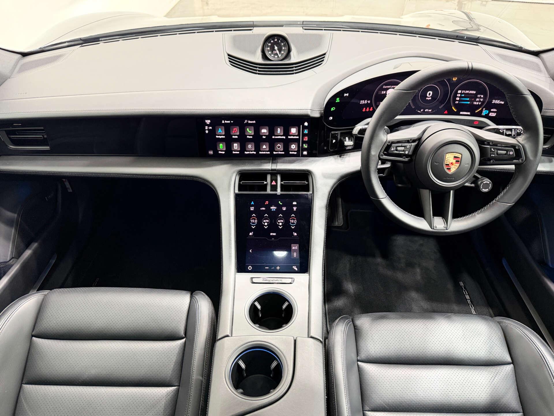 Porsche Taycan view 19