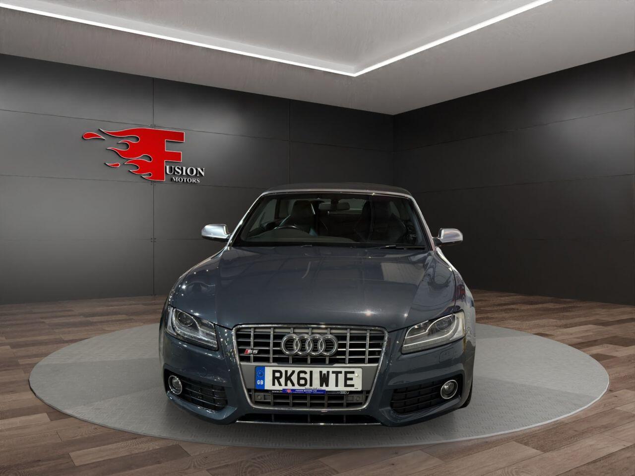 Audi S5 view 2