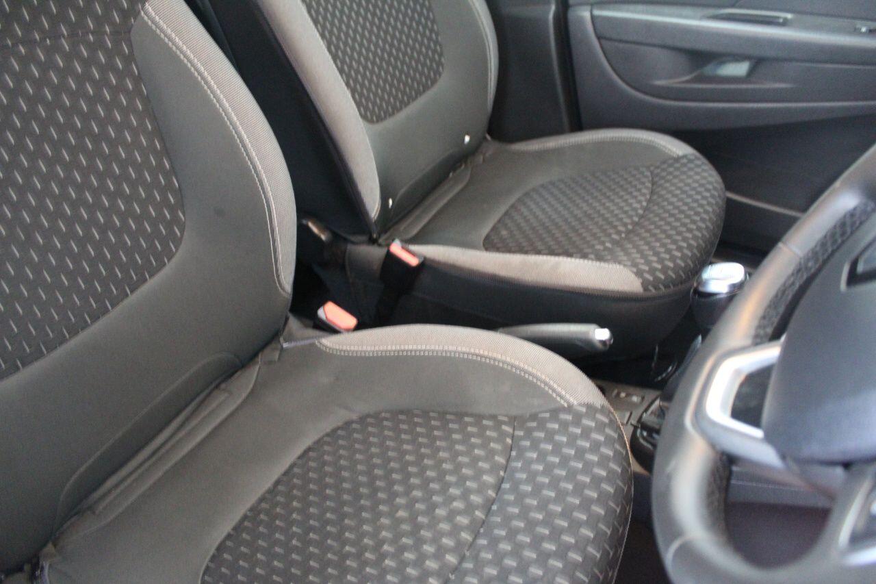 Renault Captur view 44