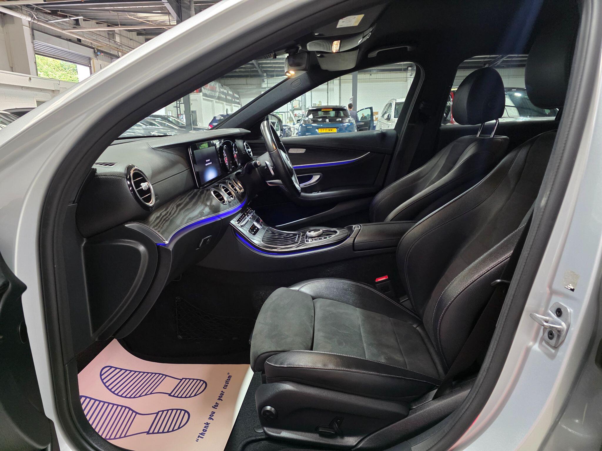 Mercedes-Benz E-Class view 27