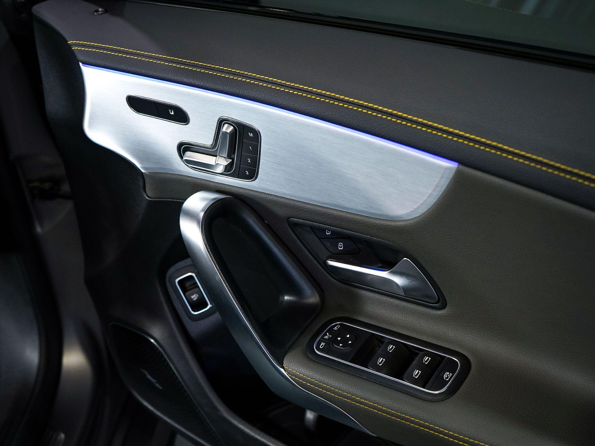Mercedes-Benz CLA view 13