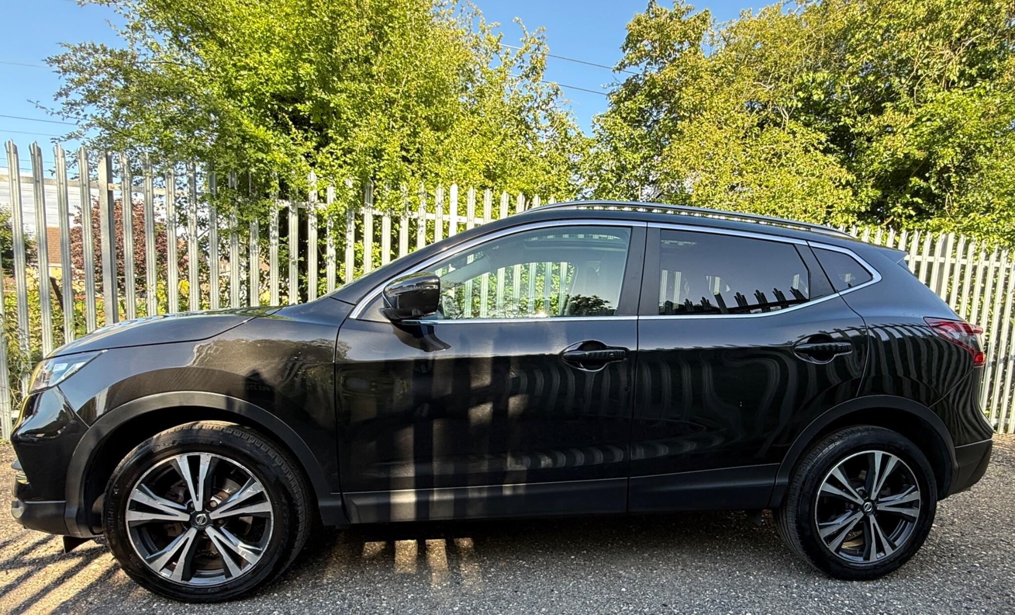 2017 Nissan Qashqai image 12