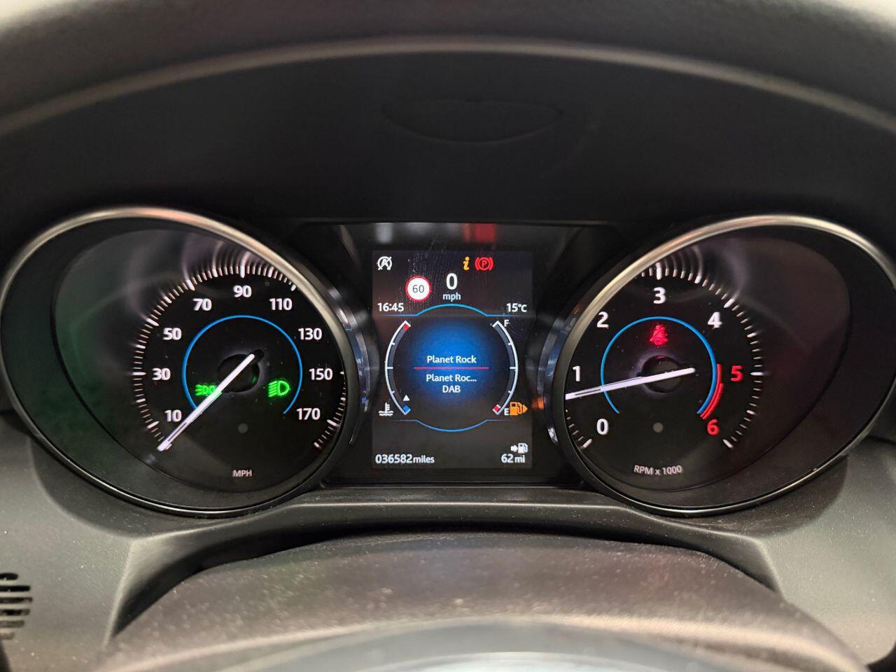 Jaguar XF view 34