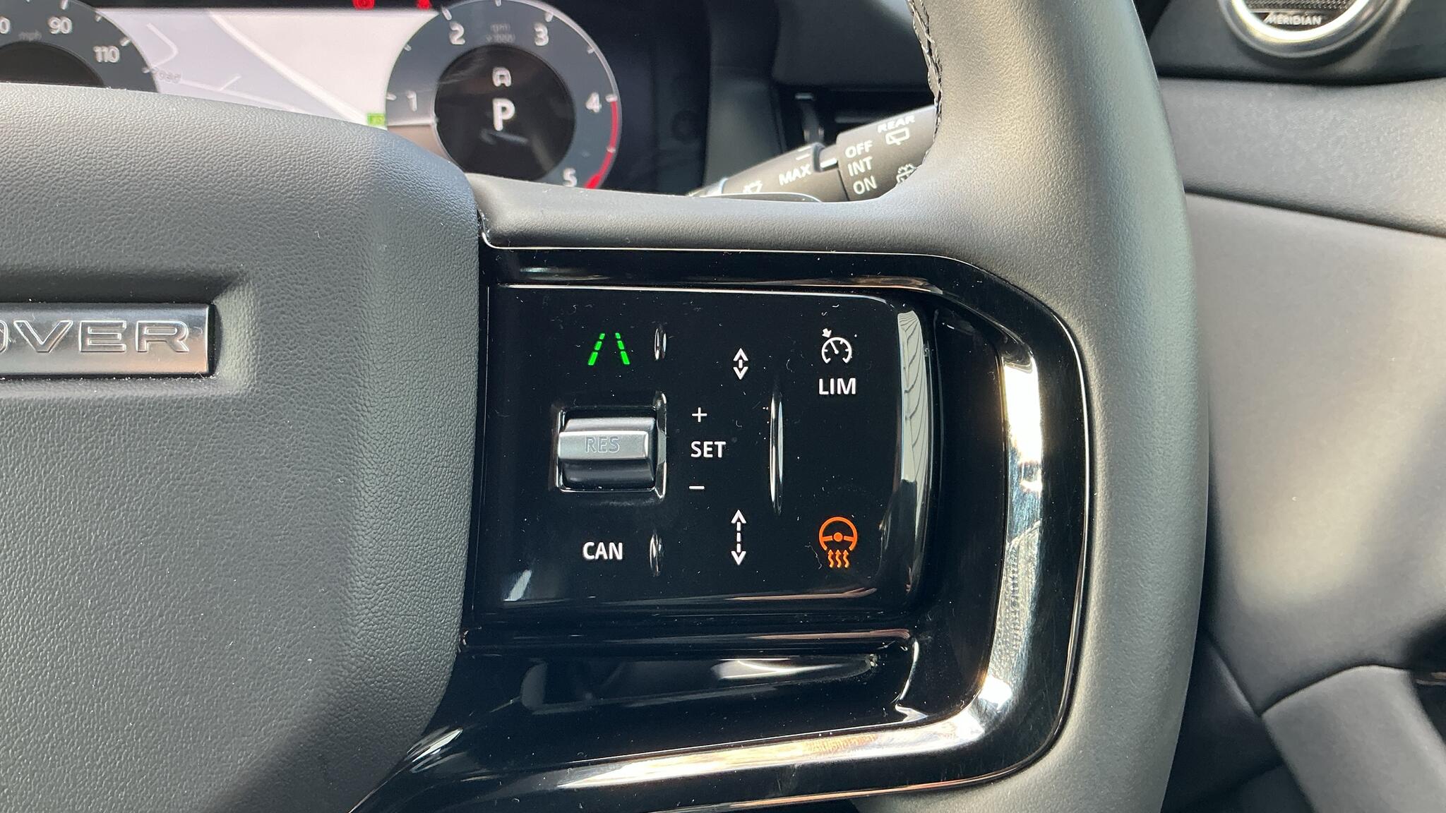 Land Rover Range Rover Evoque view 21