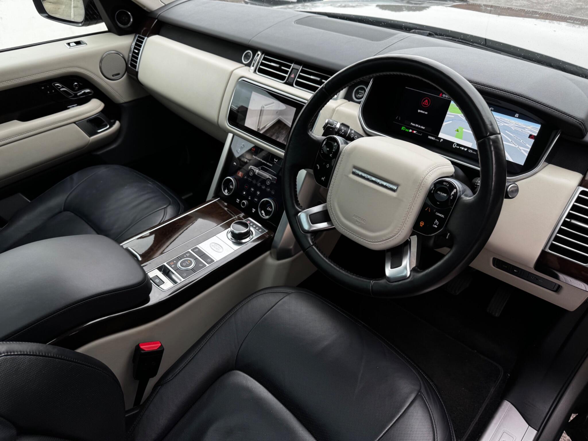Land Rover Range Rover view 20