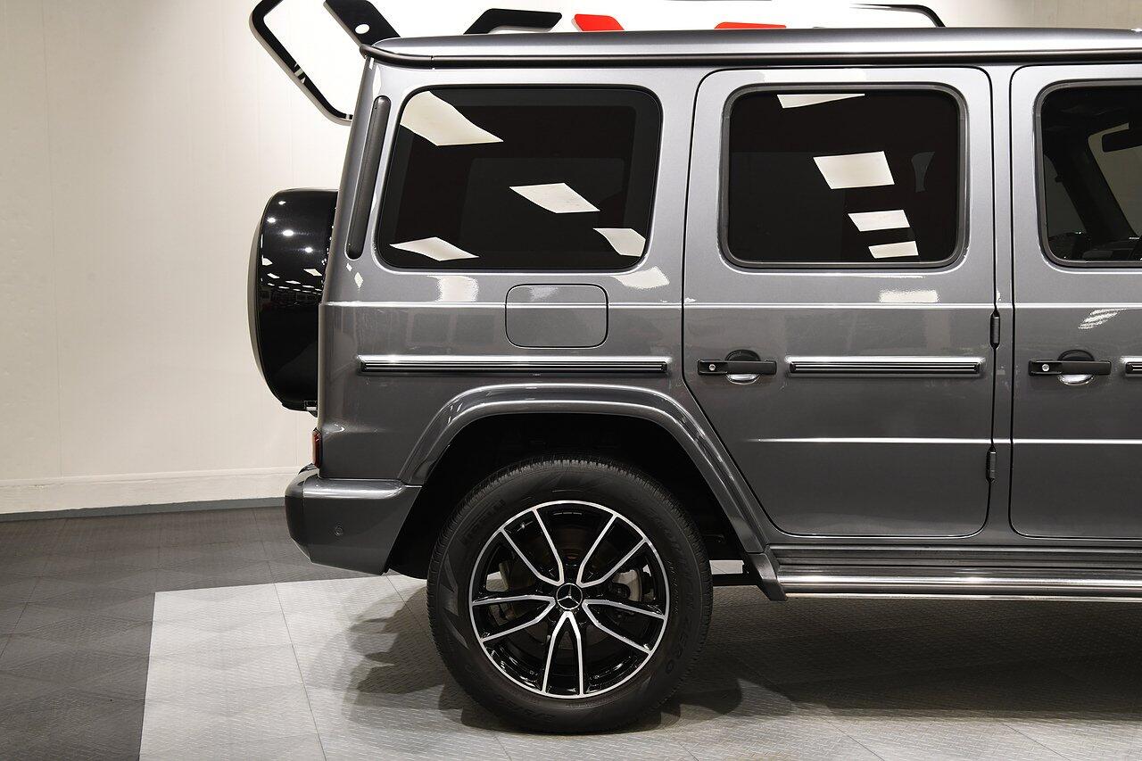 Mercedes-Benz G-Class view 43